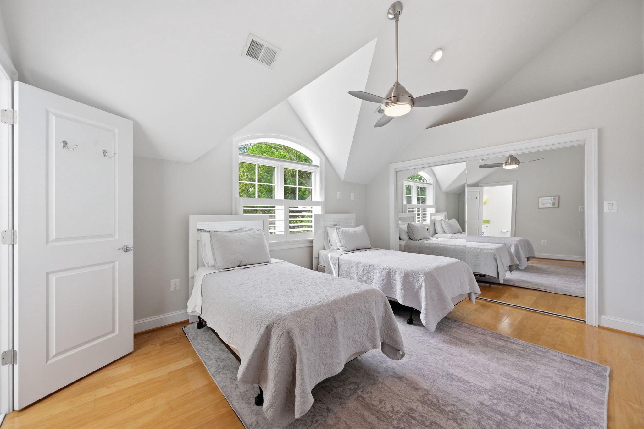 WHITNEYS LANDING - Residential