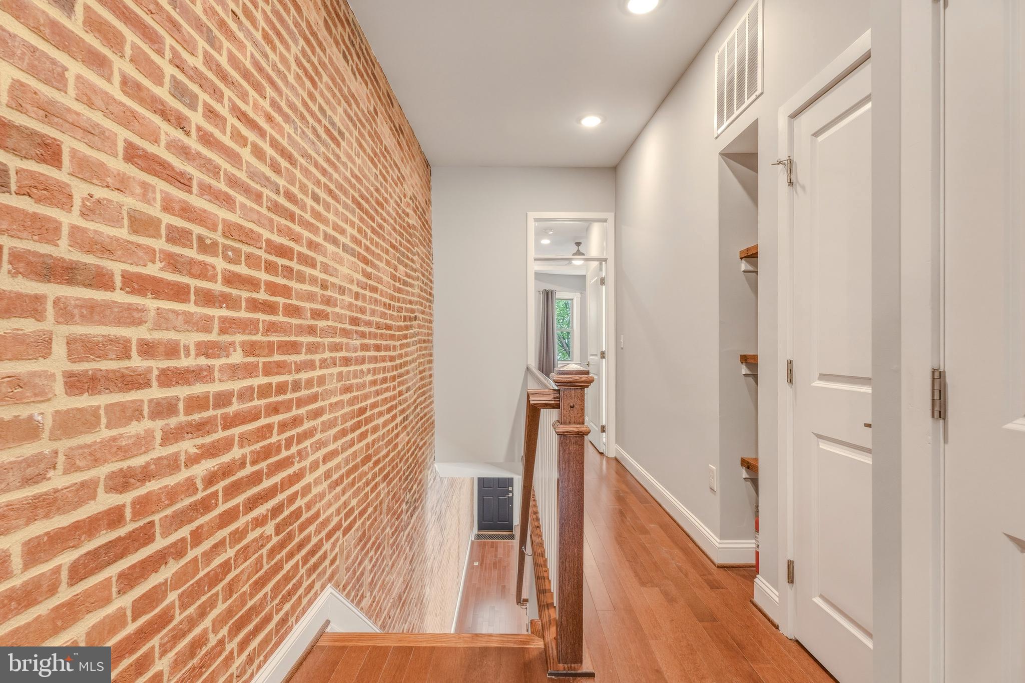 HAMPDEN HISTORIC DISTRICT - Residential