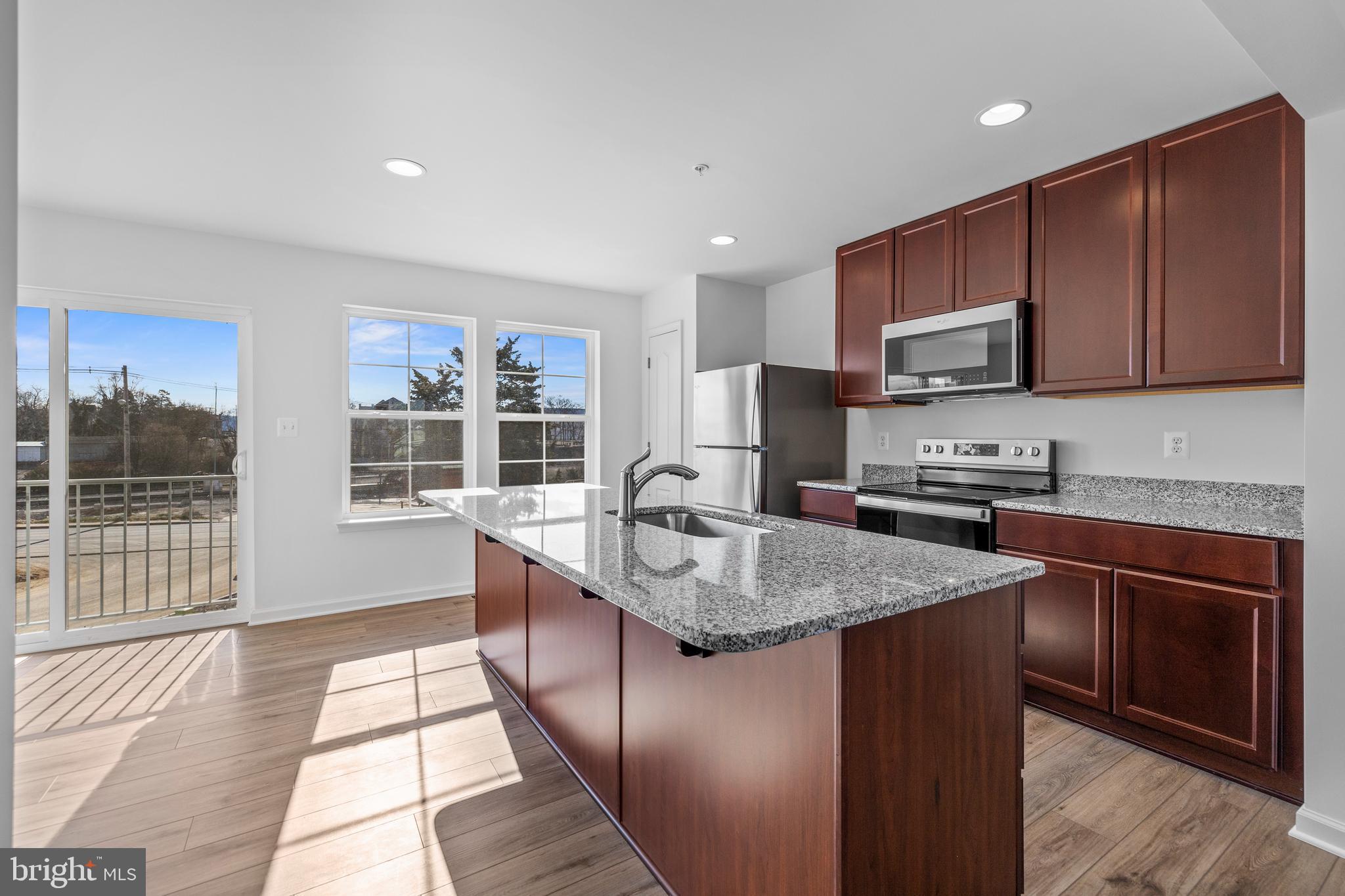 BURHANS VILLAGE - Residential Lease