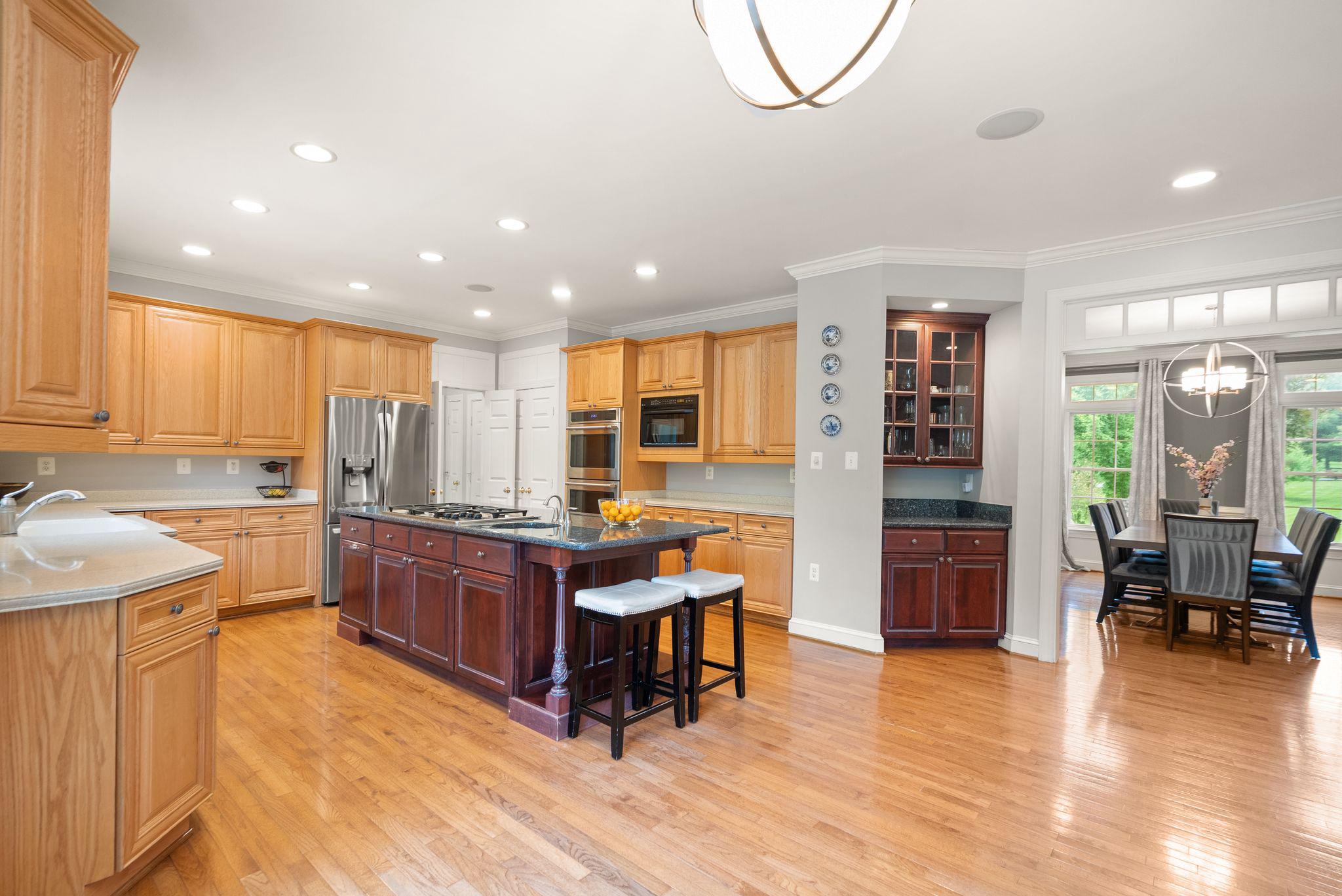 GOLDEN SPRINGS - Residential