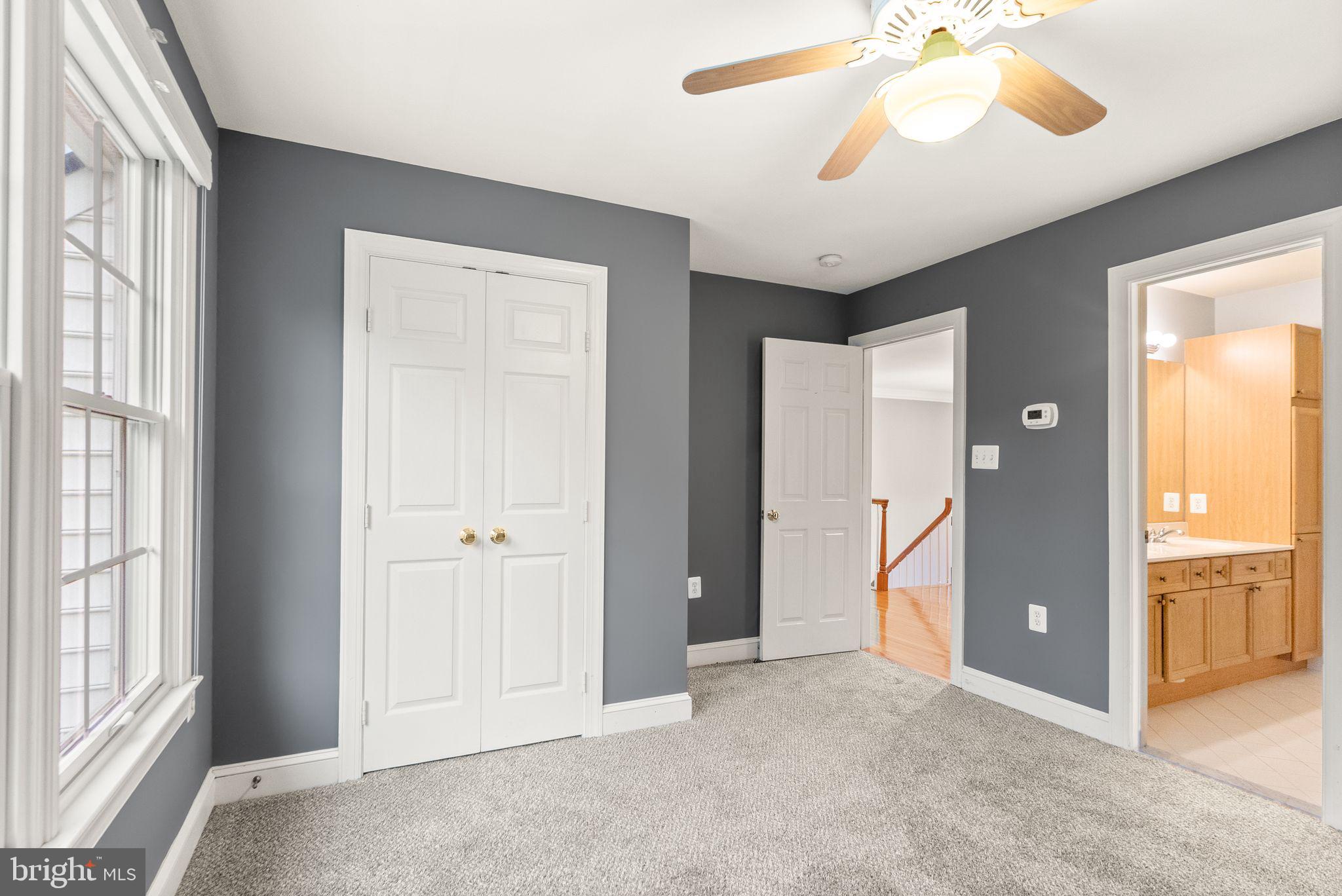 GOLDEN SPRINGS - Residential