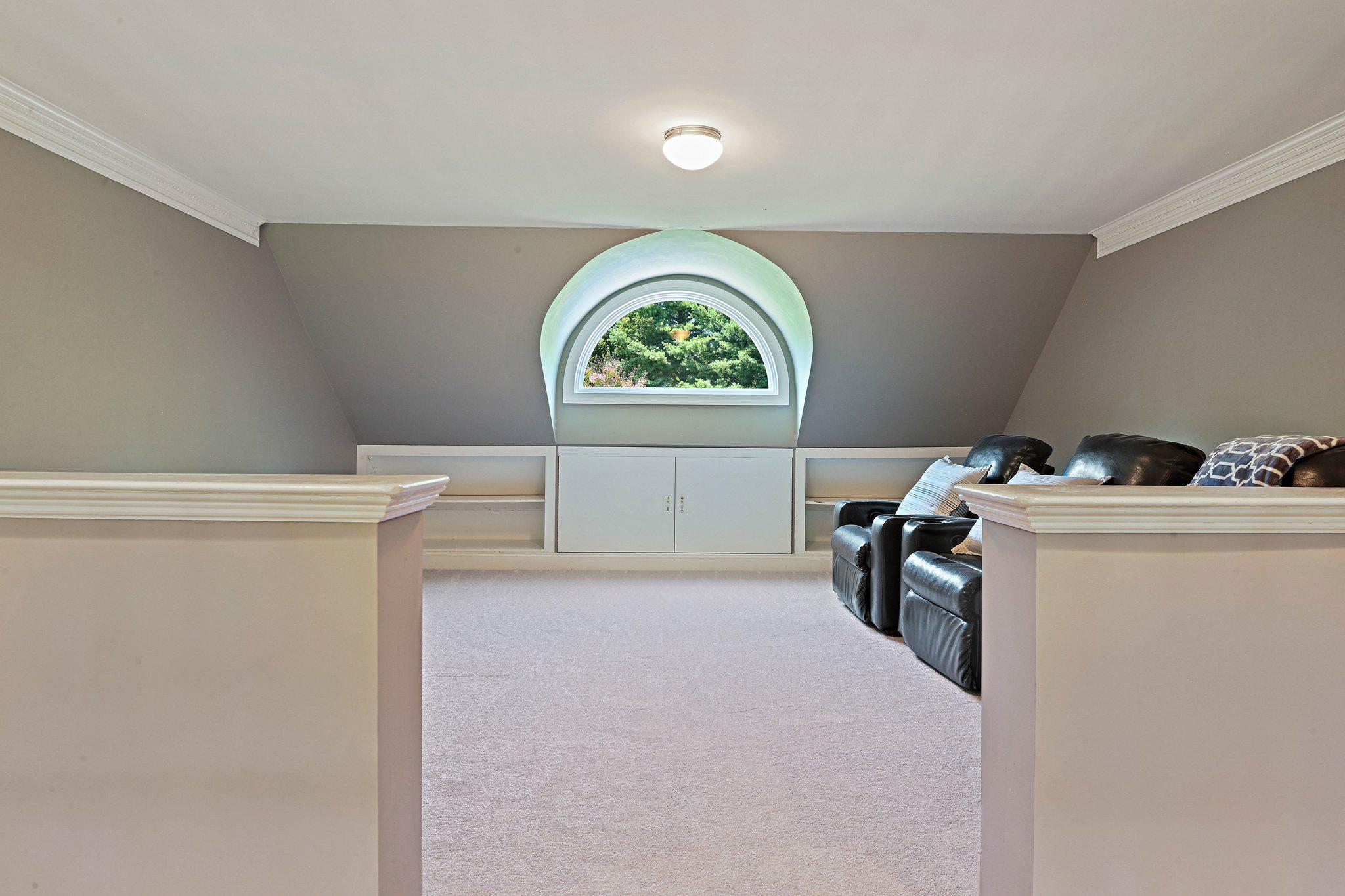 GOLDEN SPRINGS - Residential
