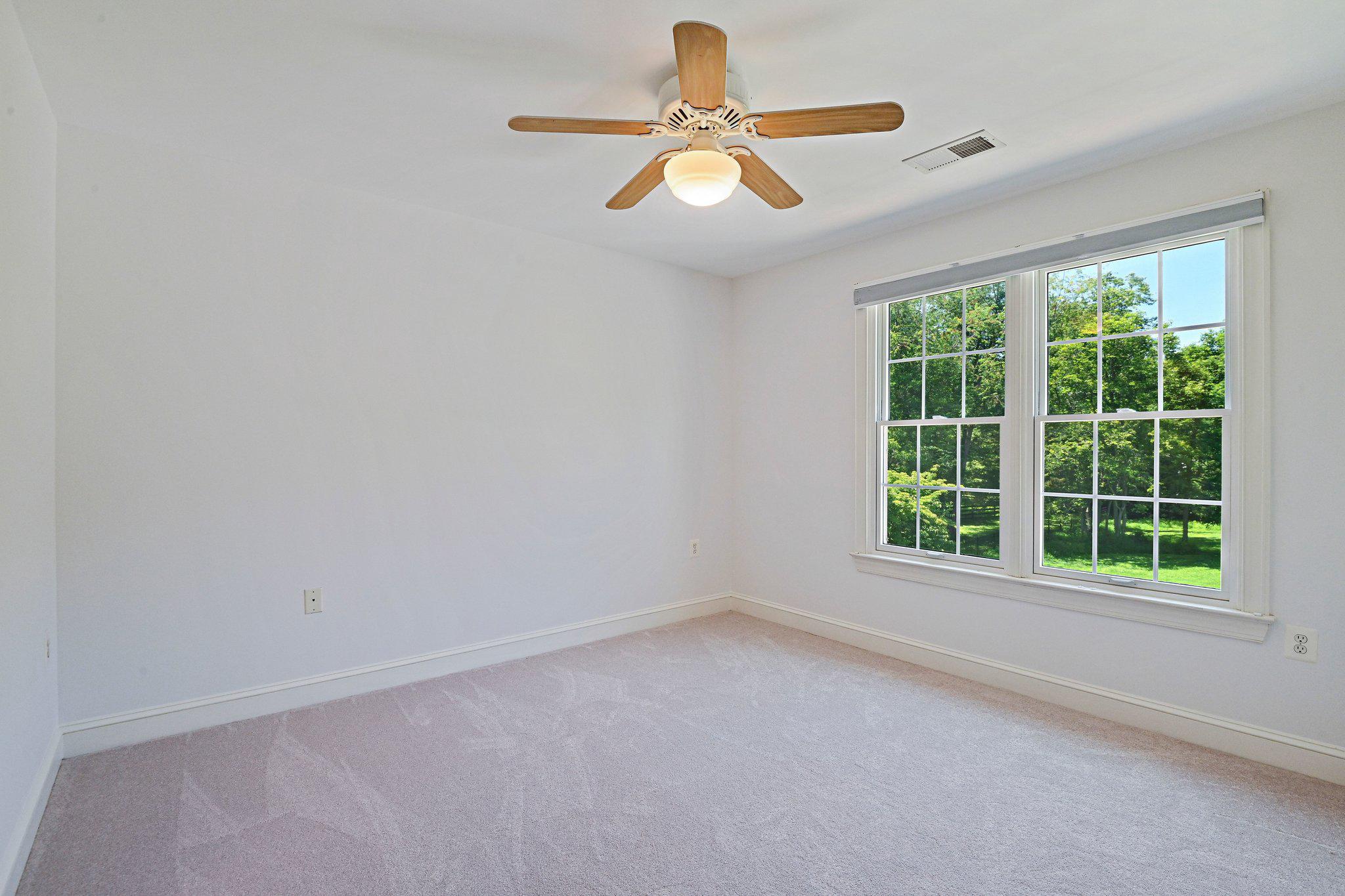 GOLDEN SPRINGS - Residential