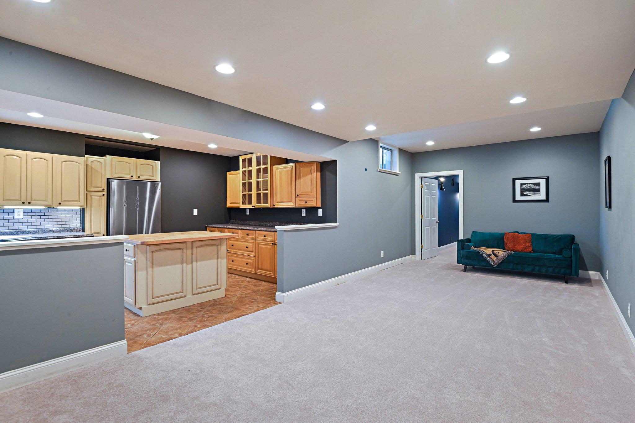 GOLDEN SPRINGS - Residential