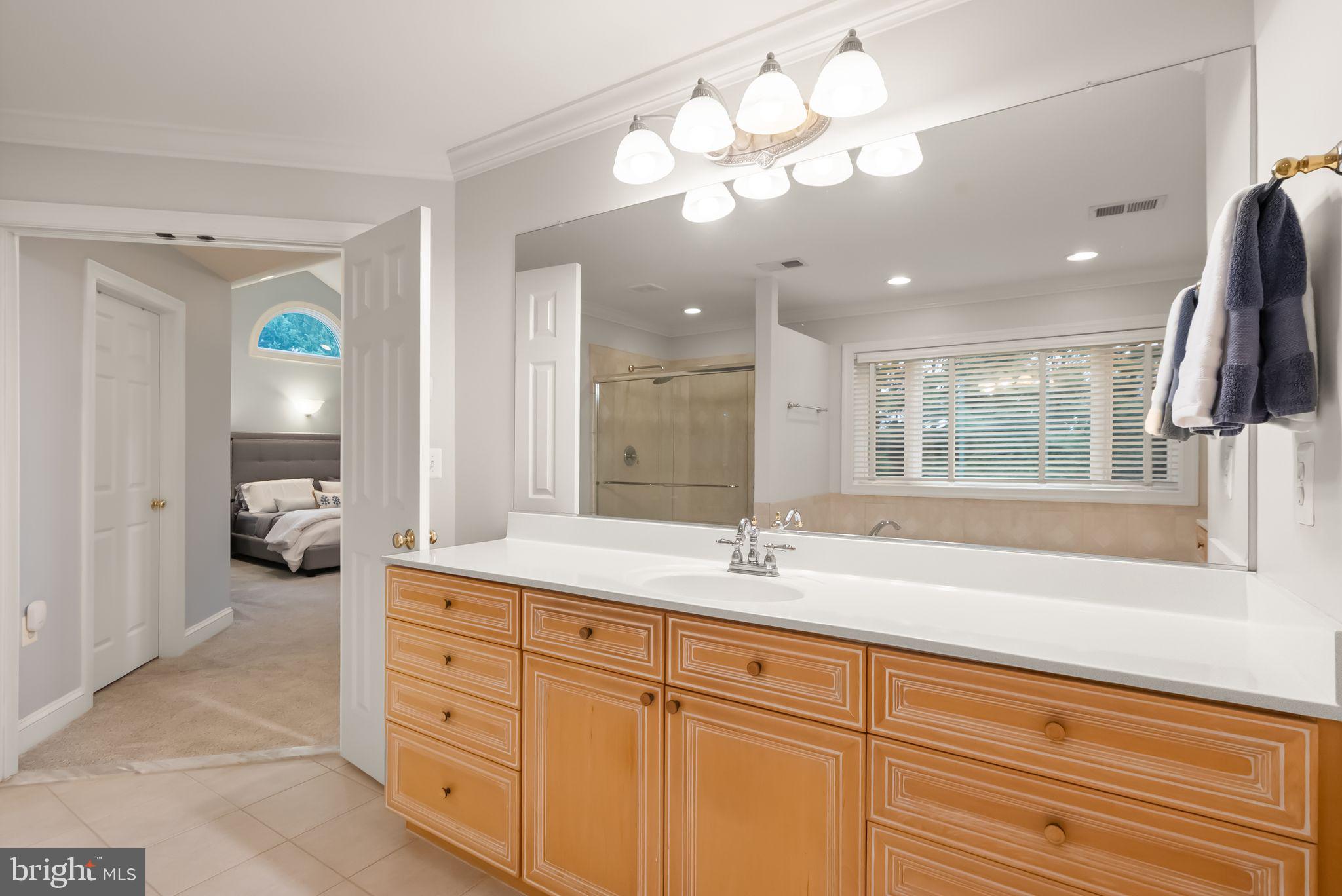 GOLDEN SPRINGS - Residential