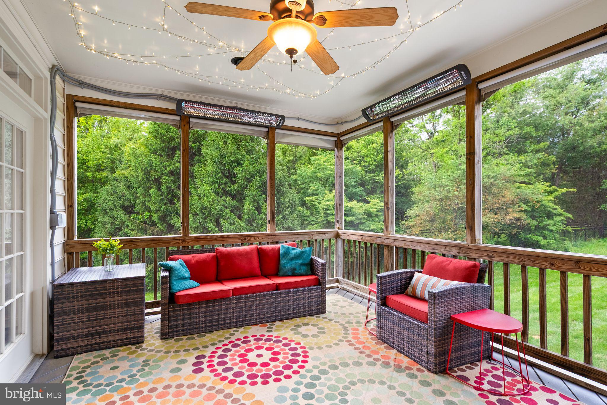 GOLDEN SPRINGS - Residential