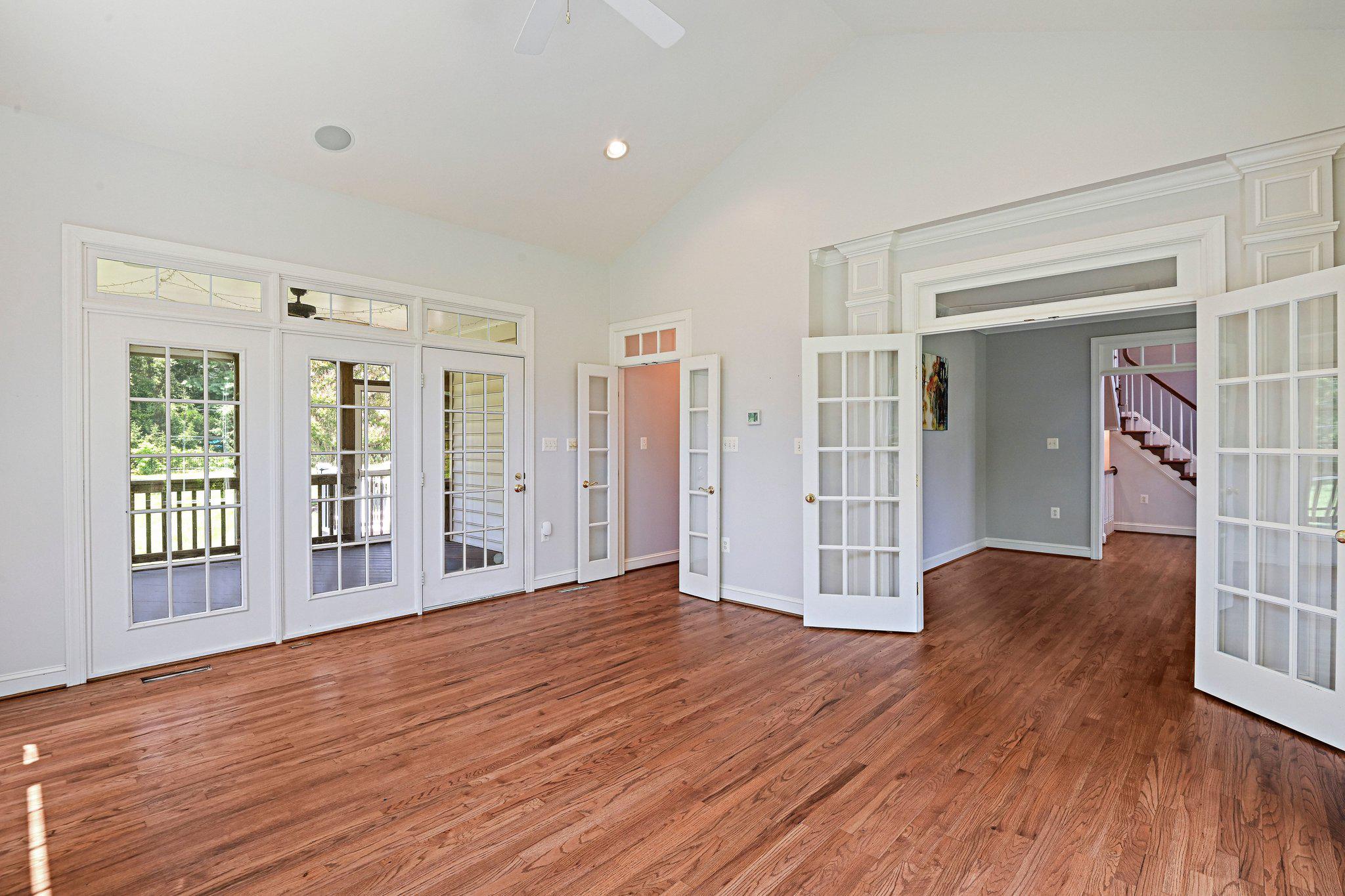 GOLDEN SPRINGS - Residential