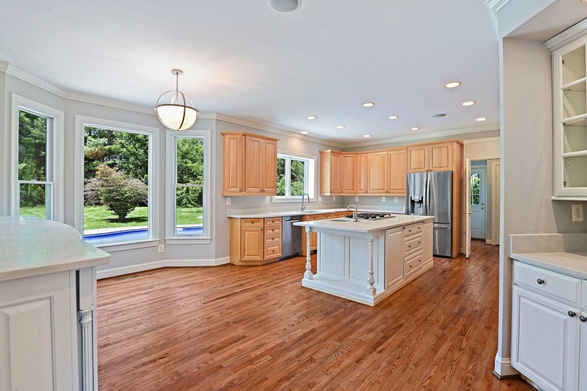 GOLDEN SPRINGS - Residential