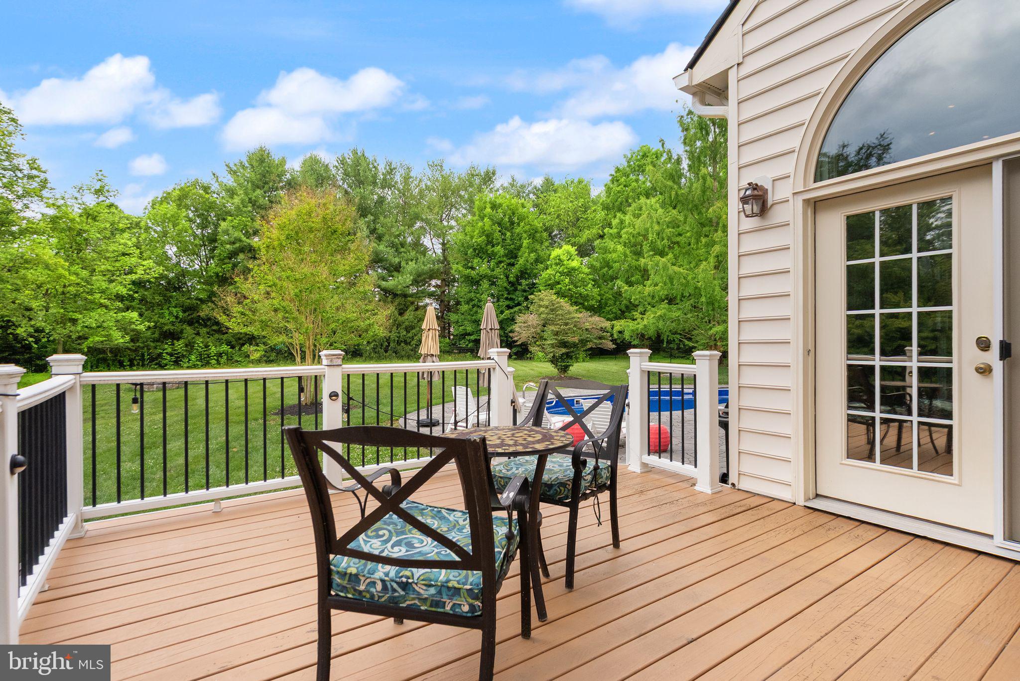 GOLDEN SPRINGS - Residential