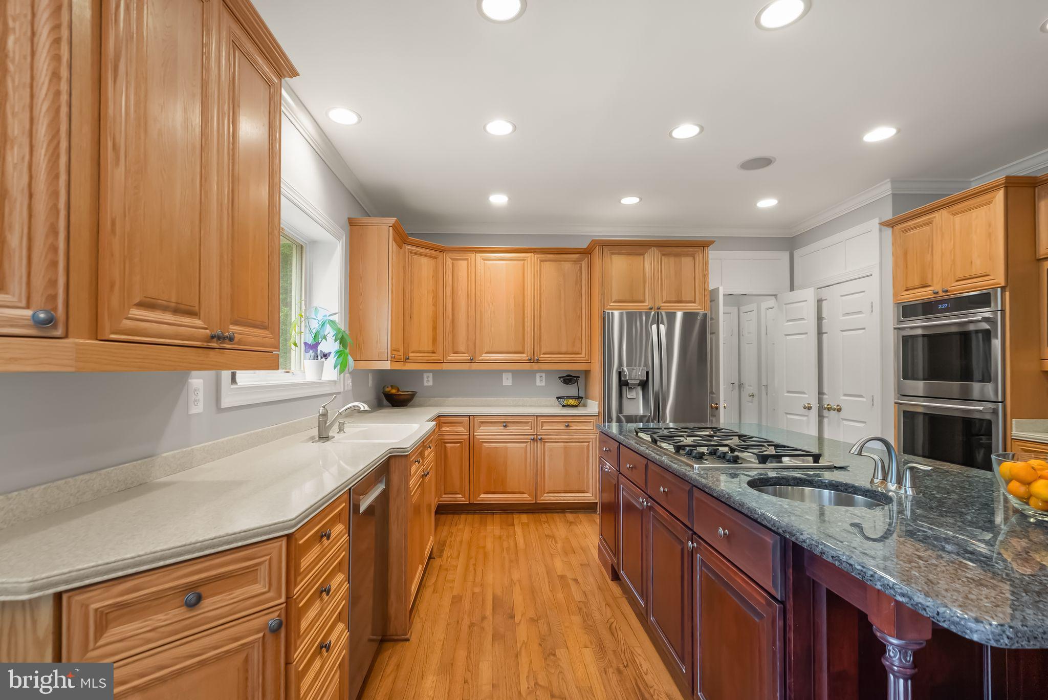 GOLDEN SPRINGS - Residential