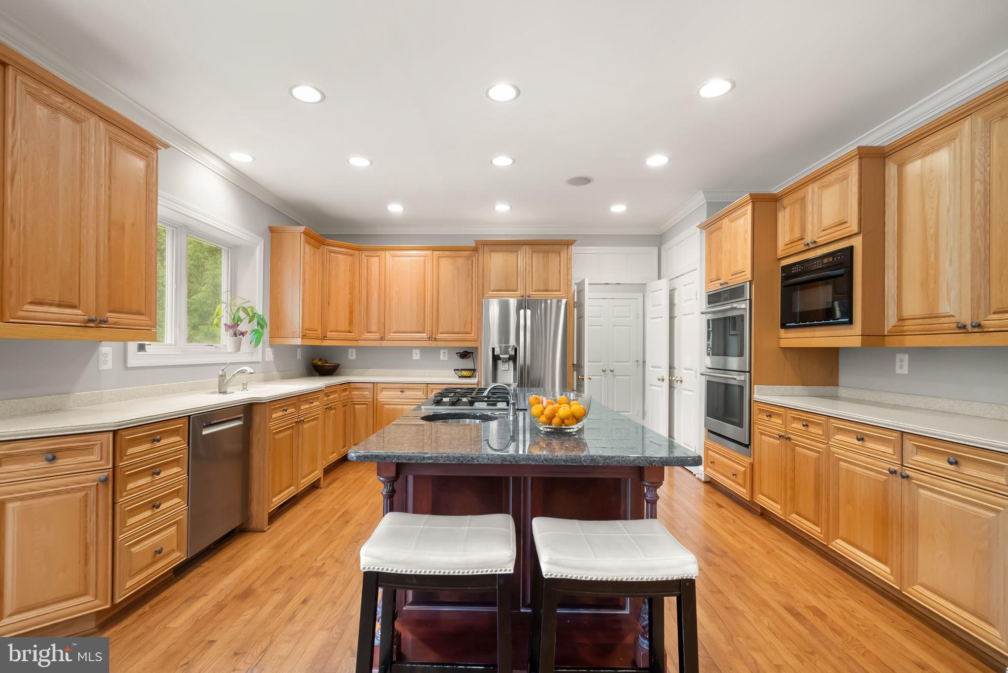 GOLDEN SPRINGS - Residential