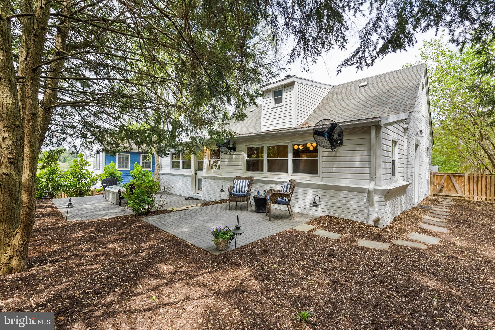 GLENMORE - Residential