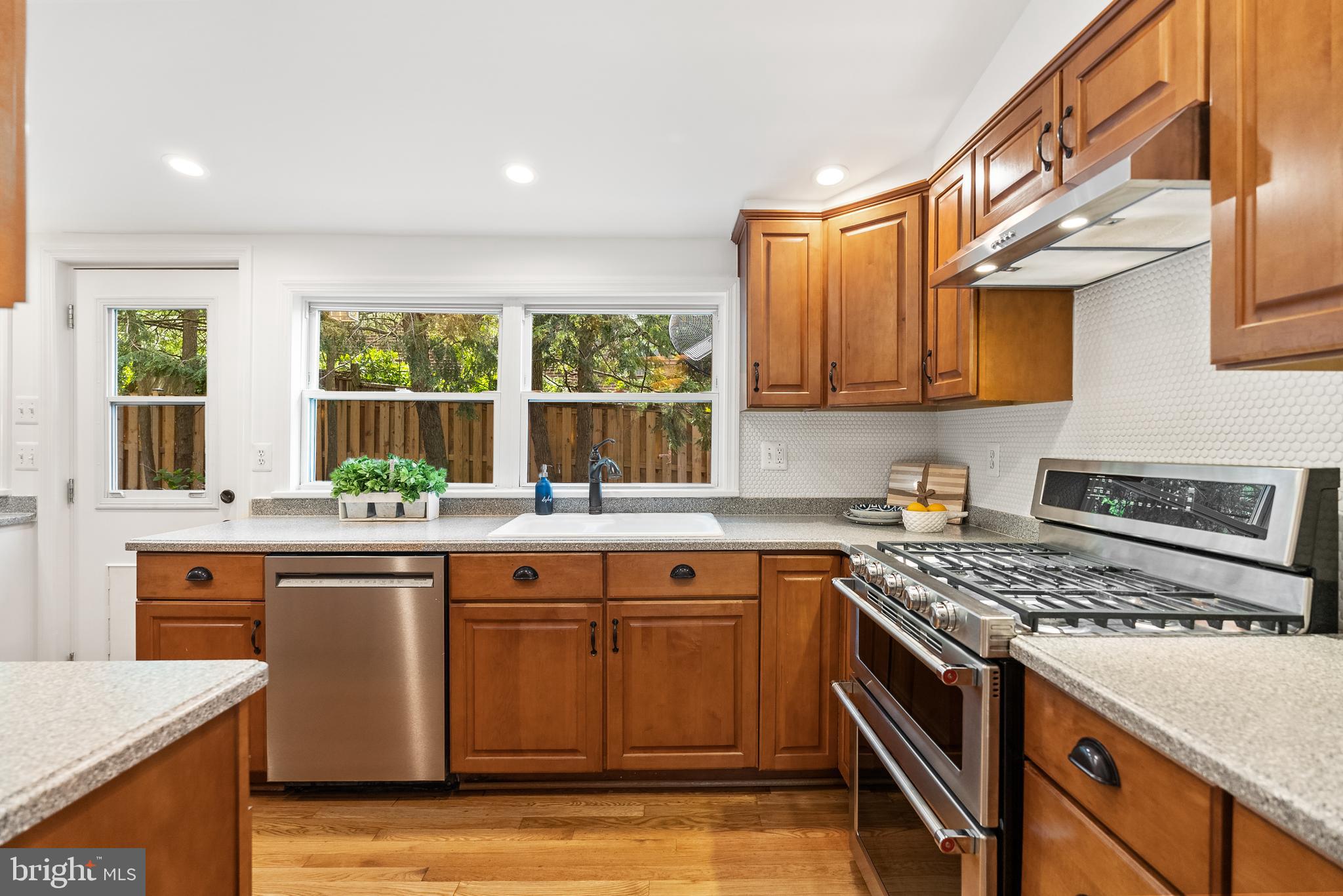 GLENMORE - Residential