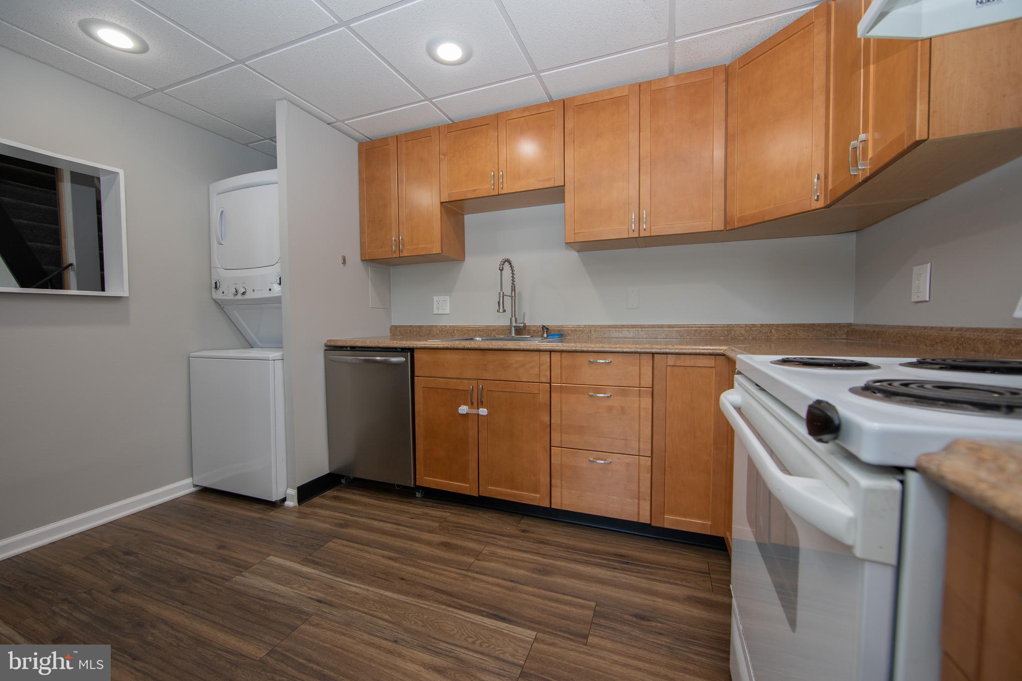 WESTTOWN MEWS - Residential
