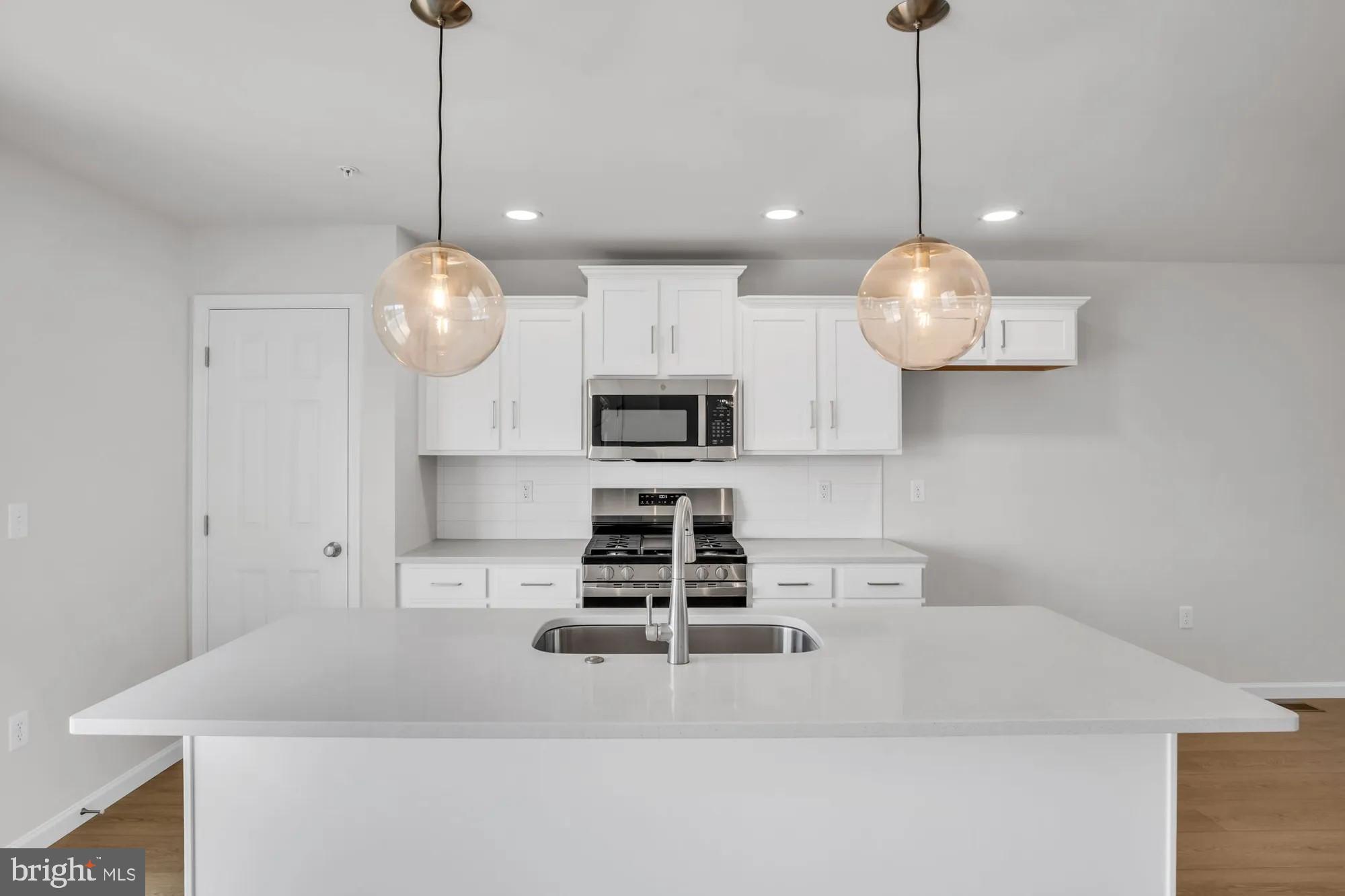 CREEK TERRACE - Residential
