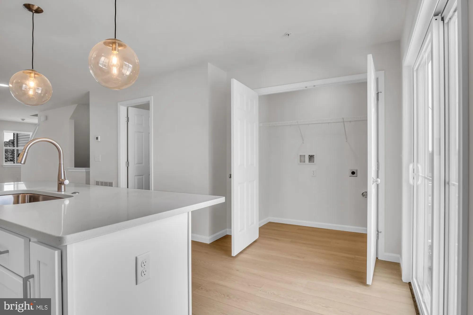 CREEK TERRACE - Residential