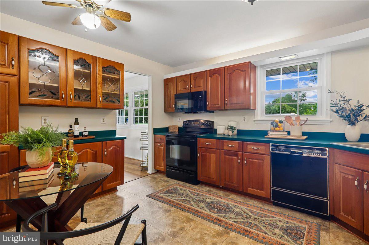 CALVERTON - Residential