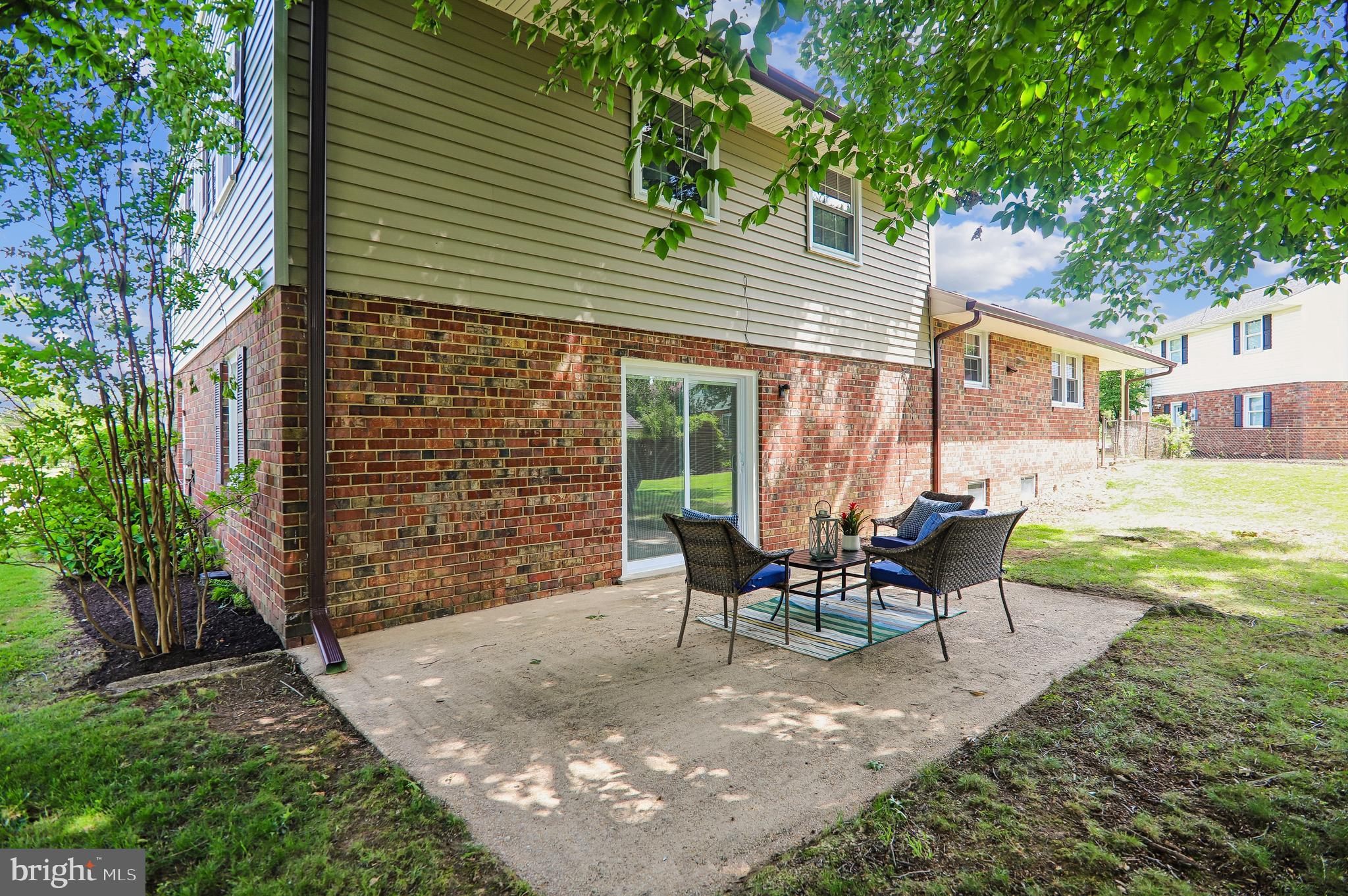 CALVERTON - Residential