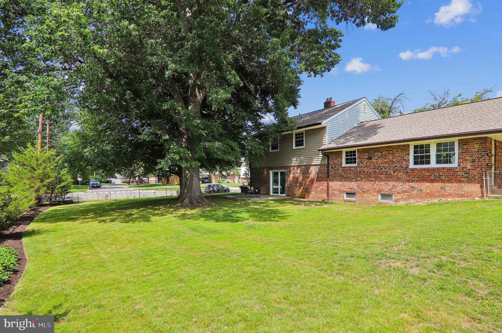 CALVERTON - Residential
