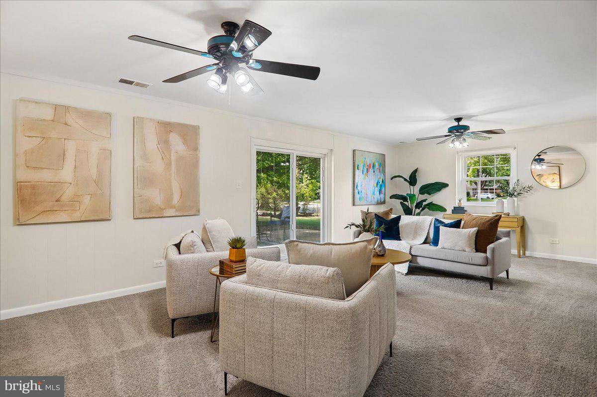 CALVERTON - Residential