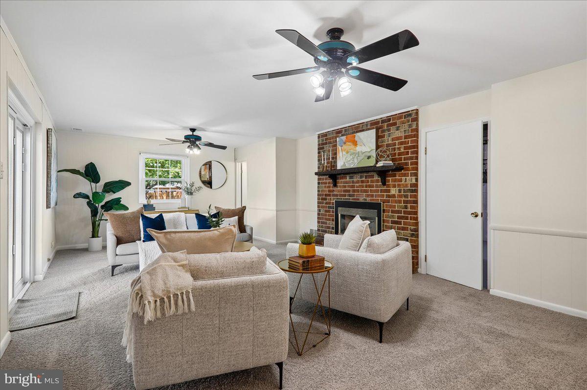 CALVERTON - Residential