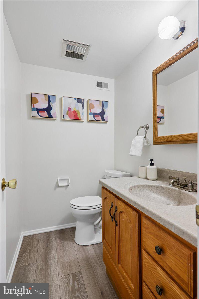 CALVERTON - Residential