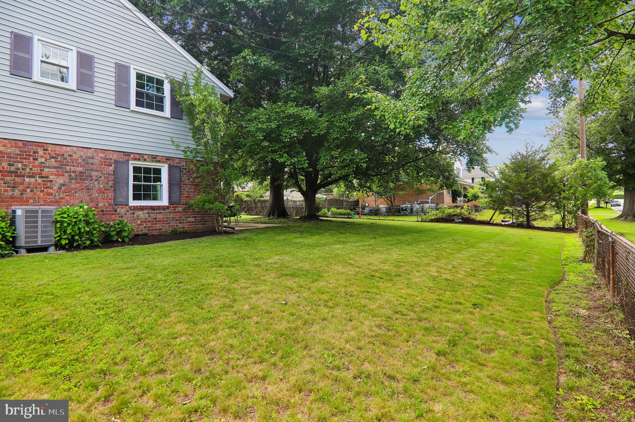CALVERTON - Residential