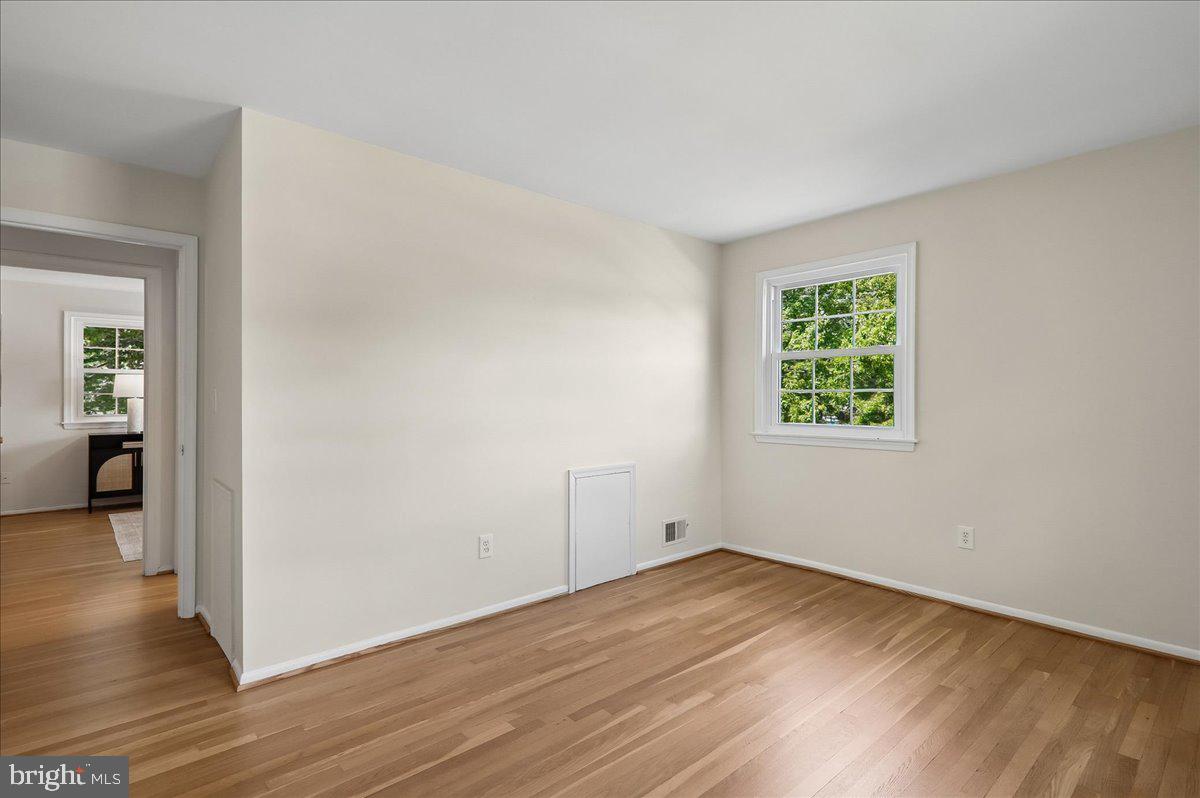 CALVERTON - Residential
