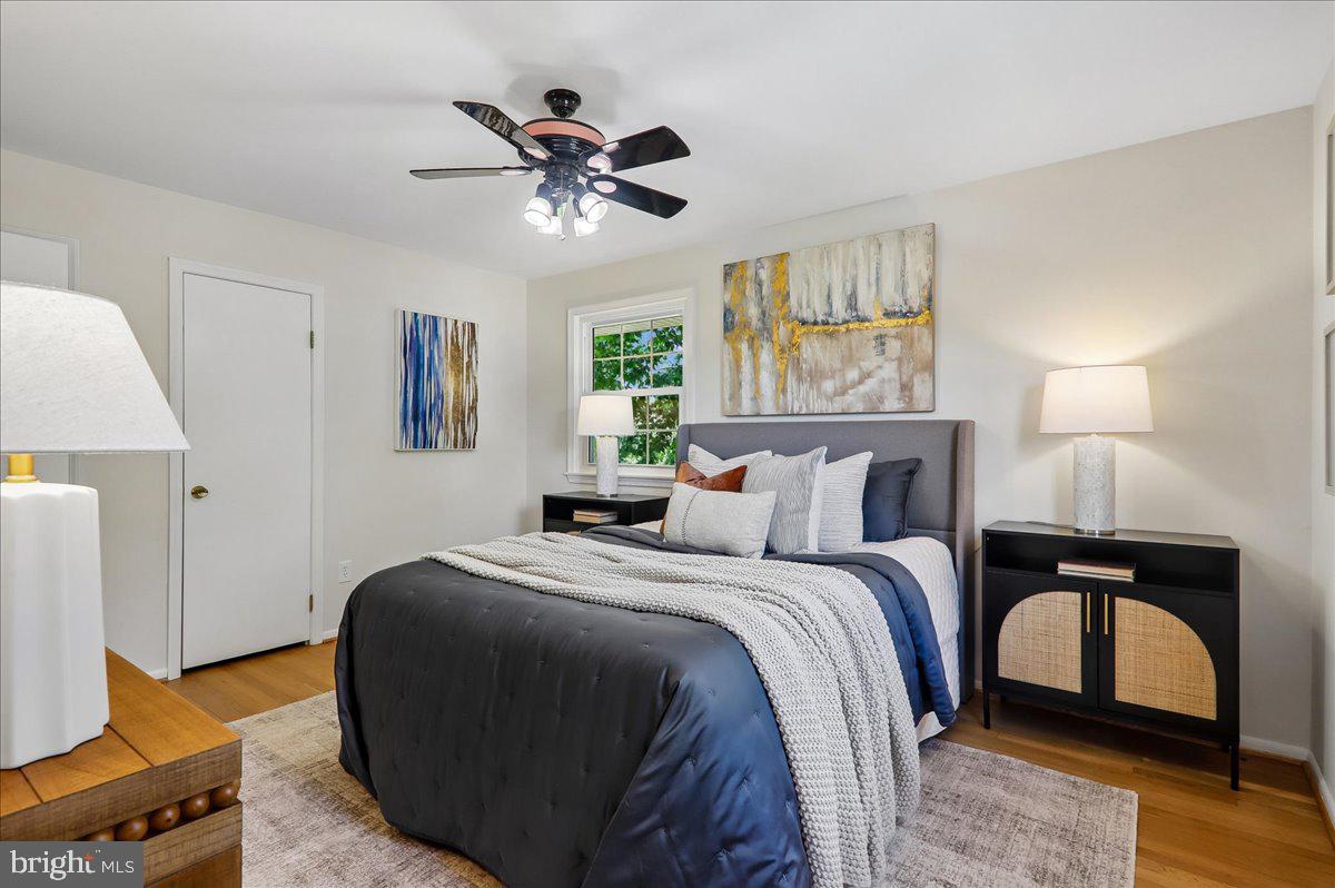 CALVERTON - Residential
