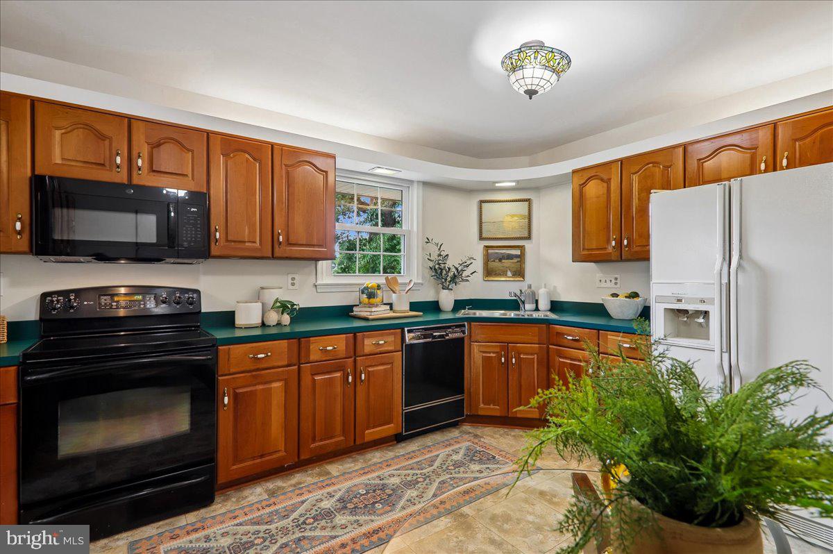 CALVERTON - Residential