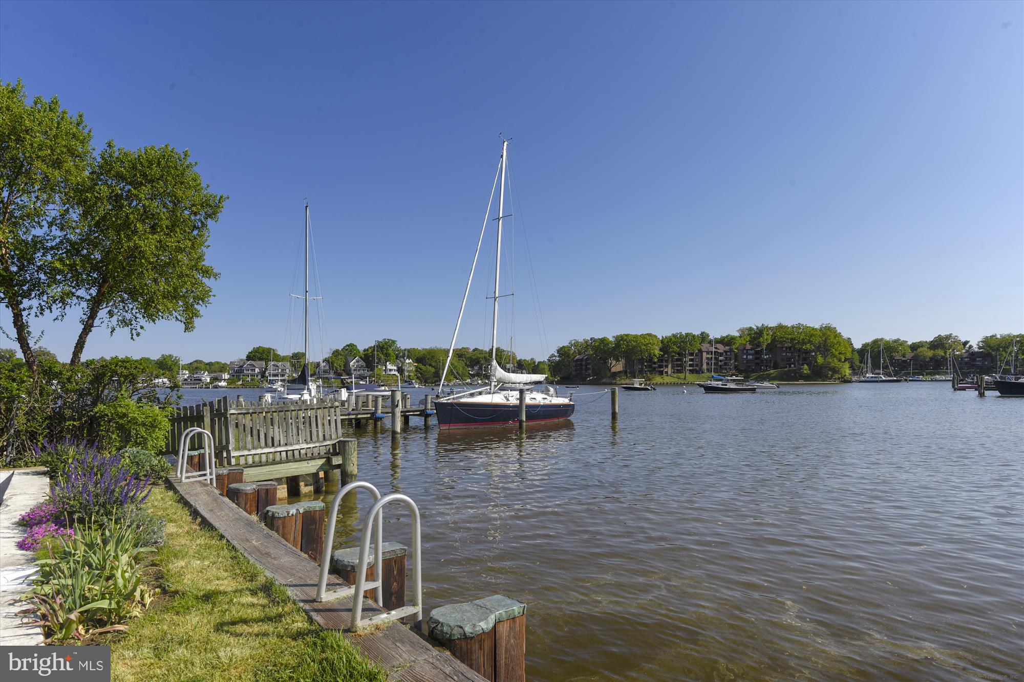 EASTPORT - Residential