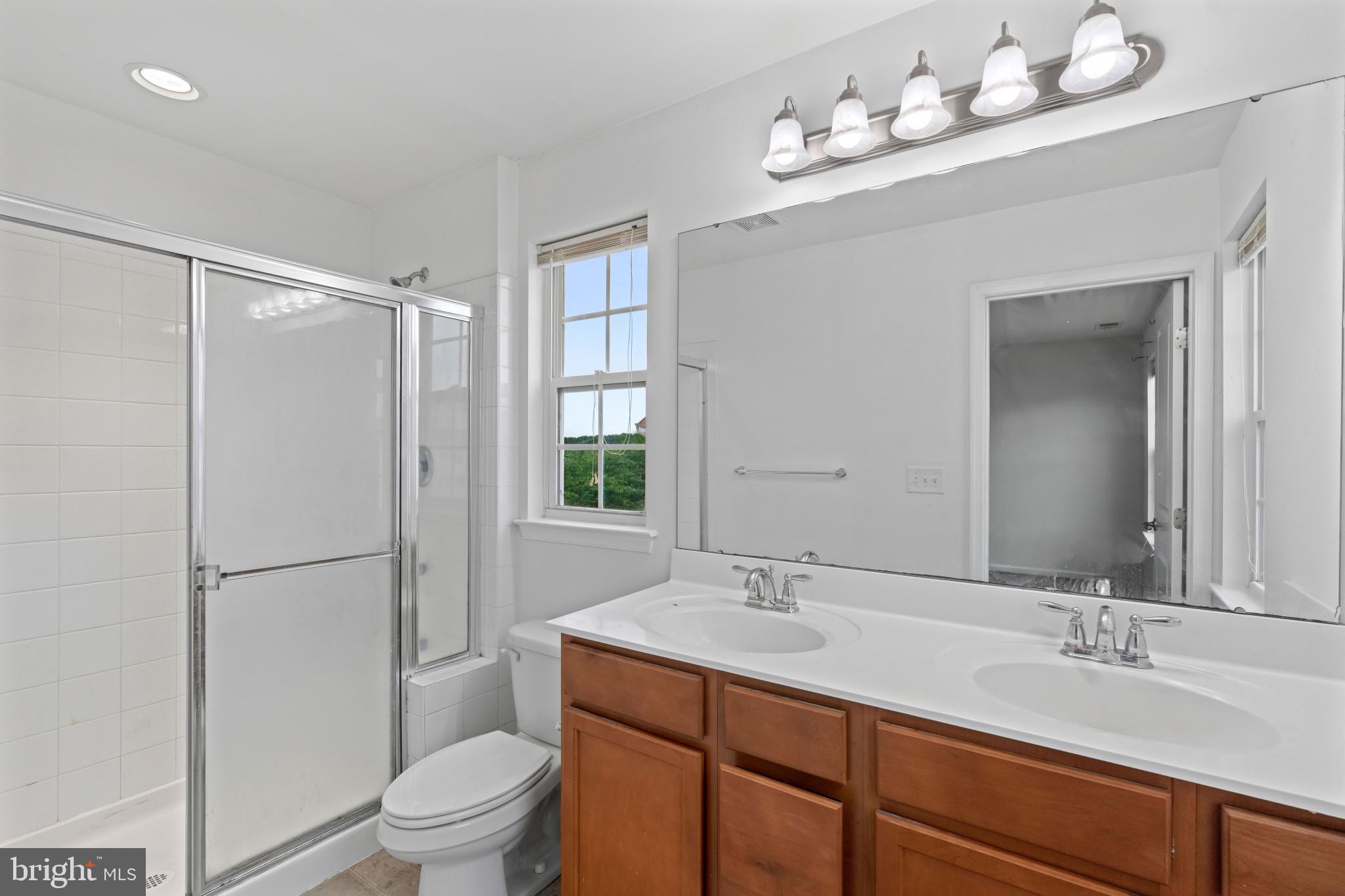 EDEN HILL - Residential