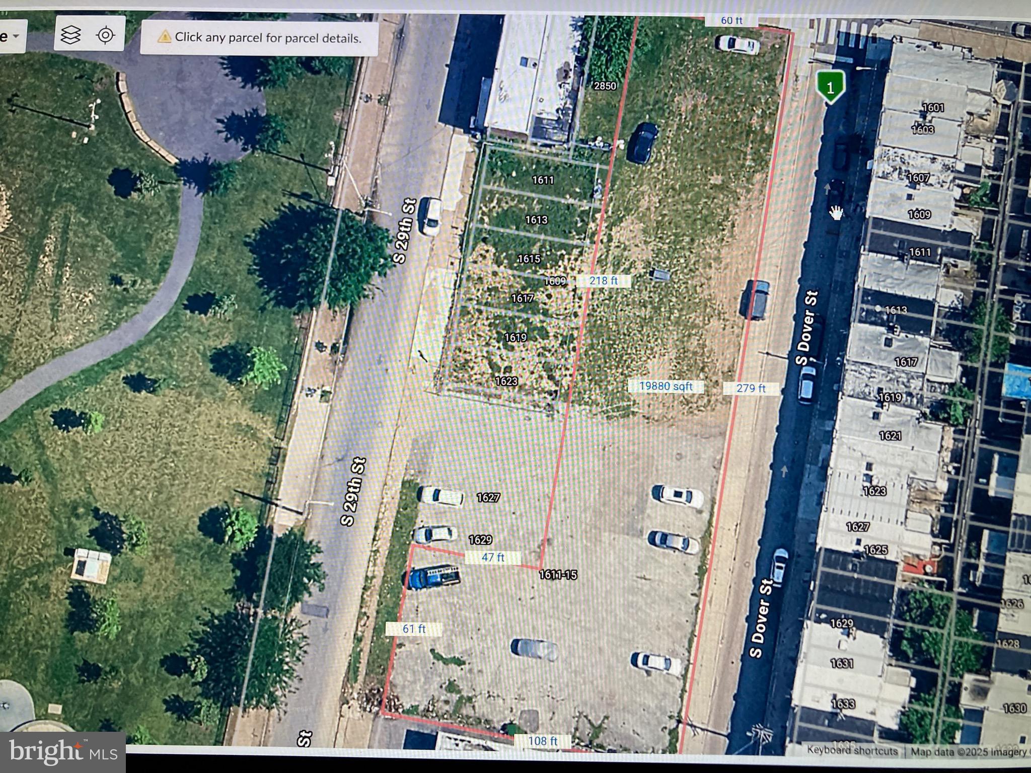 An exceptional opportunity to build in one of Philadelphia’s fastest-growing neighborhoods. This package includes 21 approved and shovel-ready single-family home lots in Grays Ferry.
Located just minutes from Center City, University City, and major highways (I-76, I-95, and US-30), Grays Ferry has become a prime destination for new construction and urban renewal. The area is attracting strong buyer demand thanks to its proximity to CHOP, Penn, Drexel University, and Schuylkill Yards, as well as walkable access to parks, shopping, and dining.