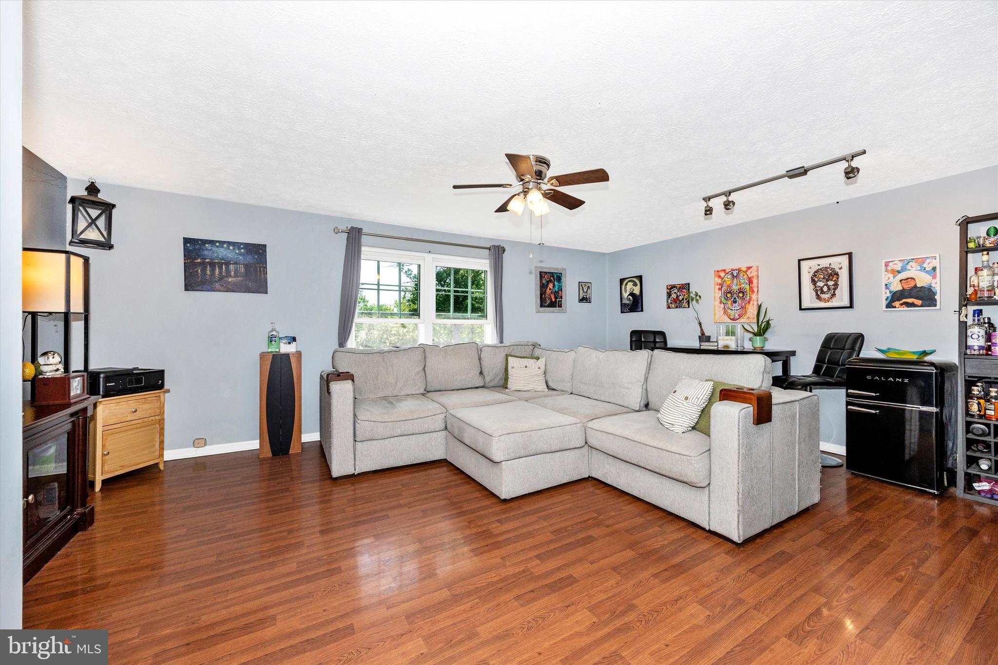 FREDERICKTOWNE VILLAGE - Residential