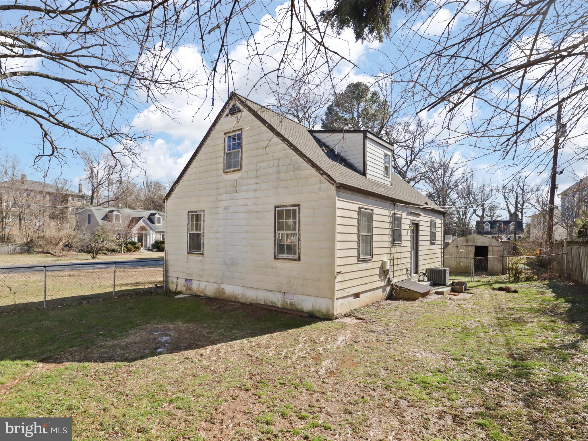 MASON TERRACE - Residential