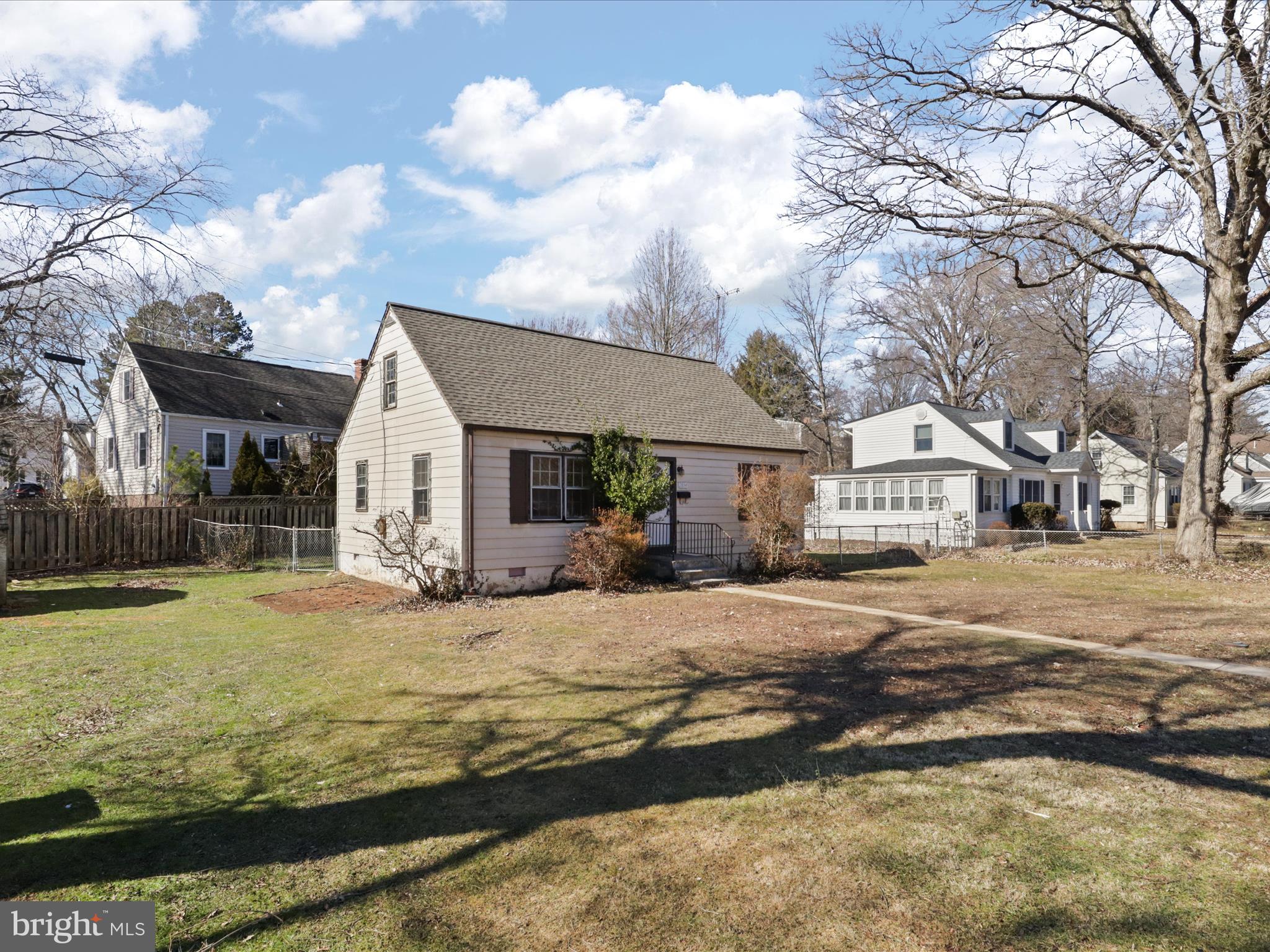 MASON TERRACE - Residential