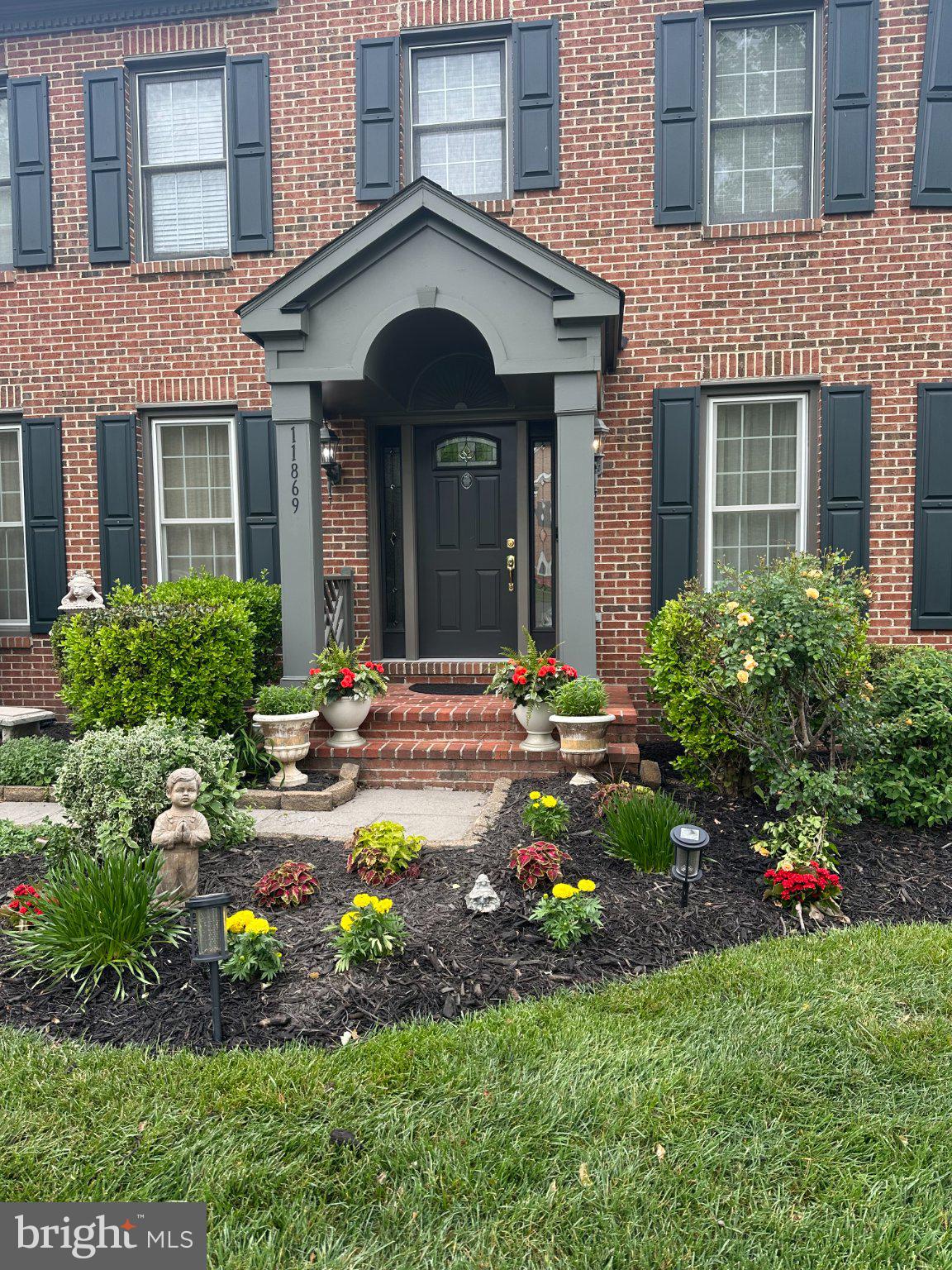 RIVER FALLS - Residential