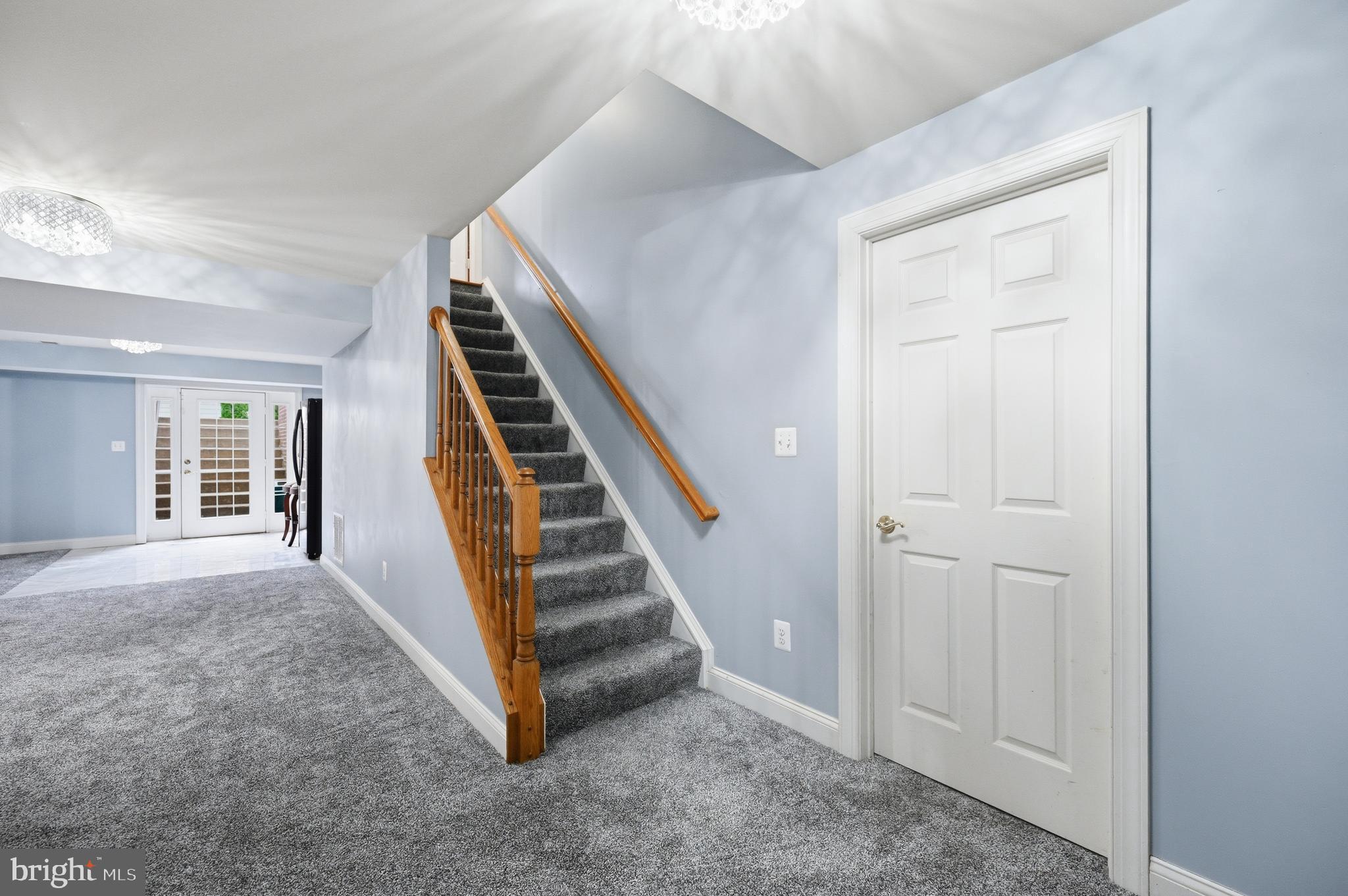 RIVER FALLS - Residential