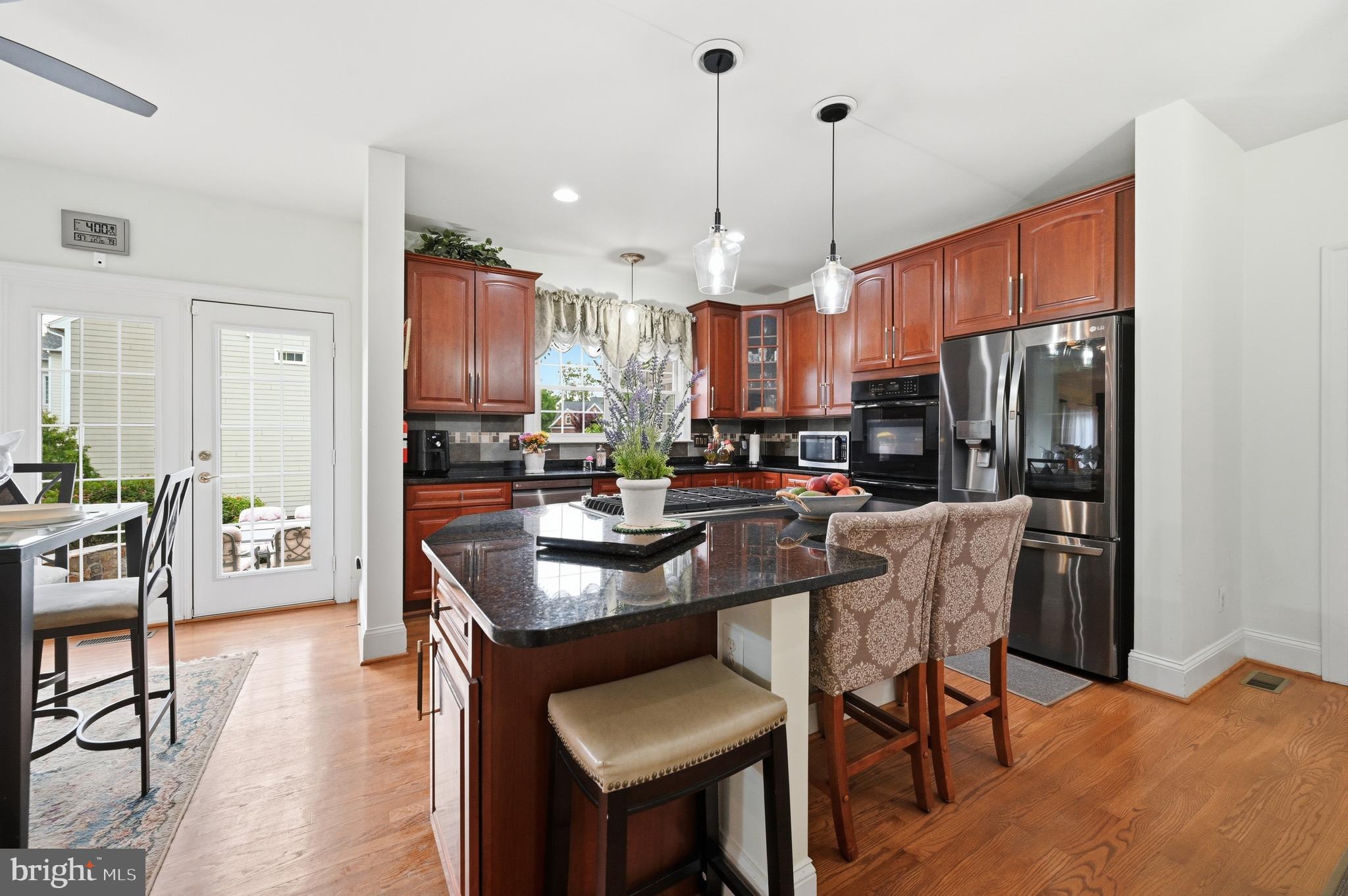 RIVER FALLS - Residential