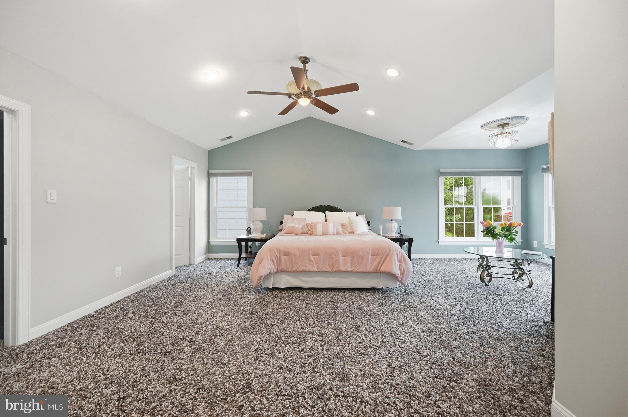 RIVER FALLS - Residential