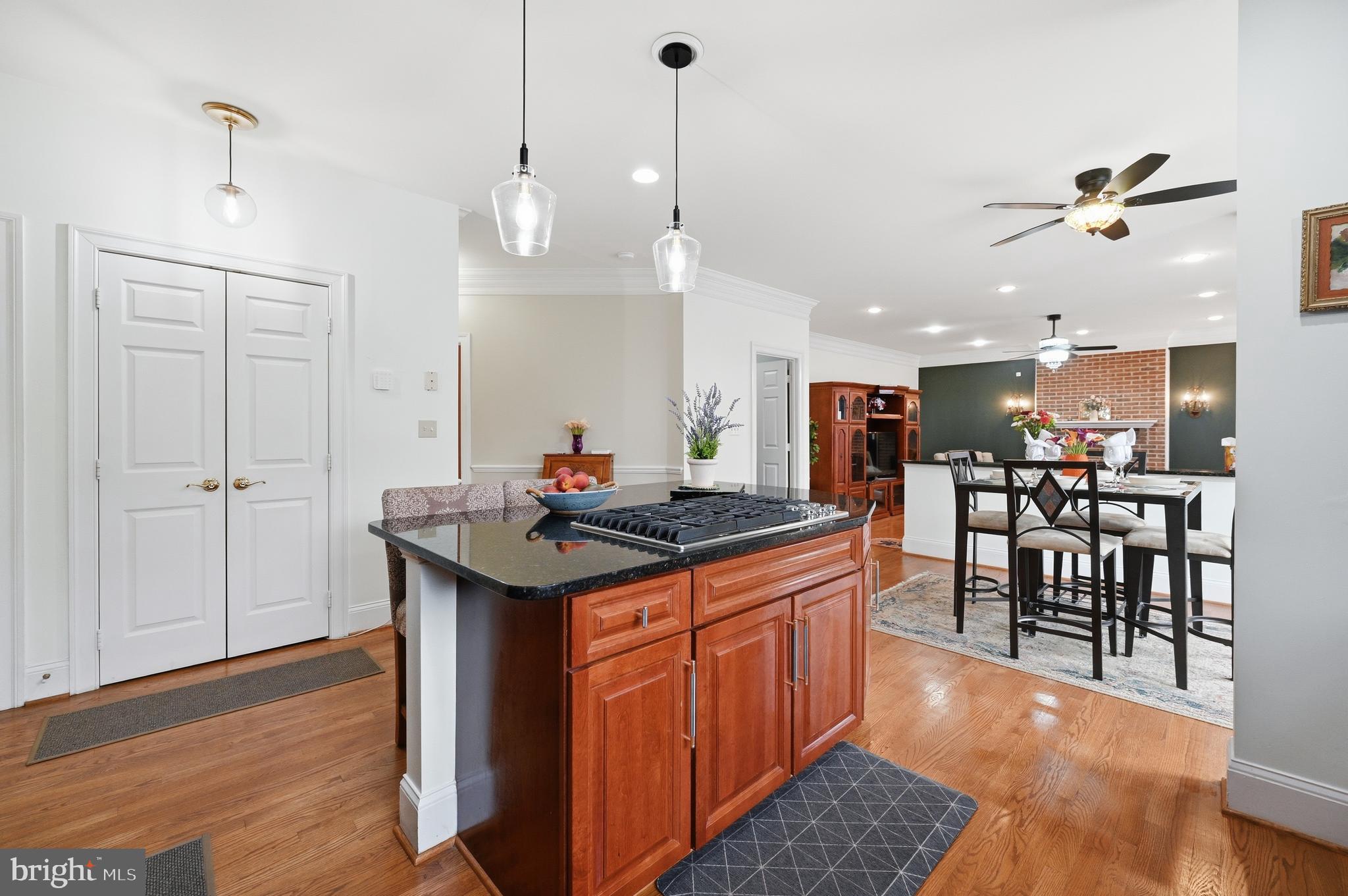 RIVER FALLS - Residential
