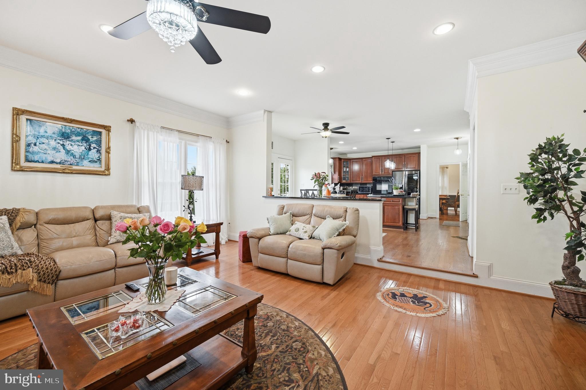 RIVER FALLS - Residential