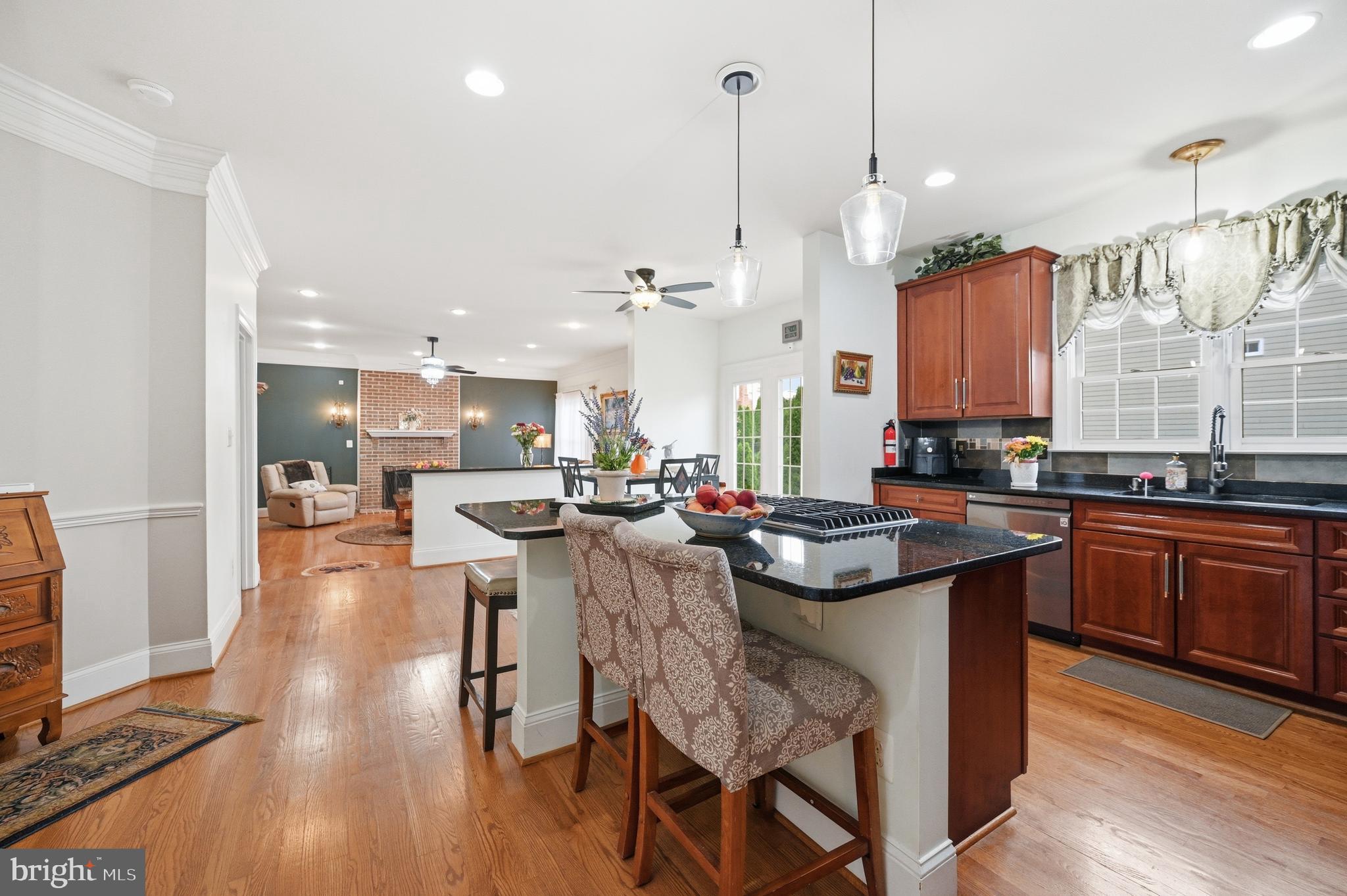 RIVER FALLS - Residential