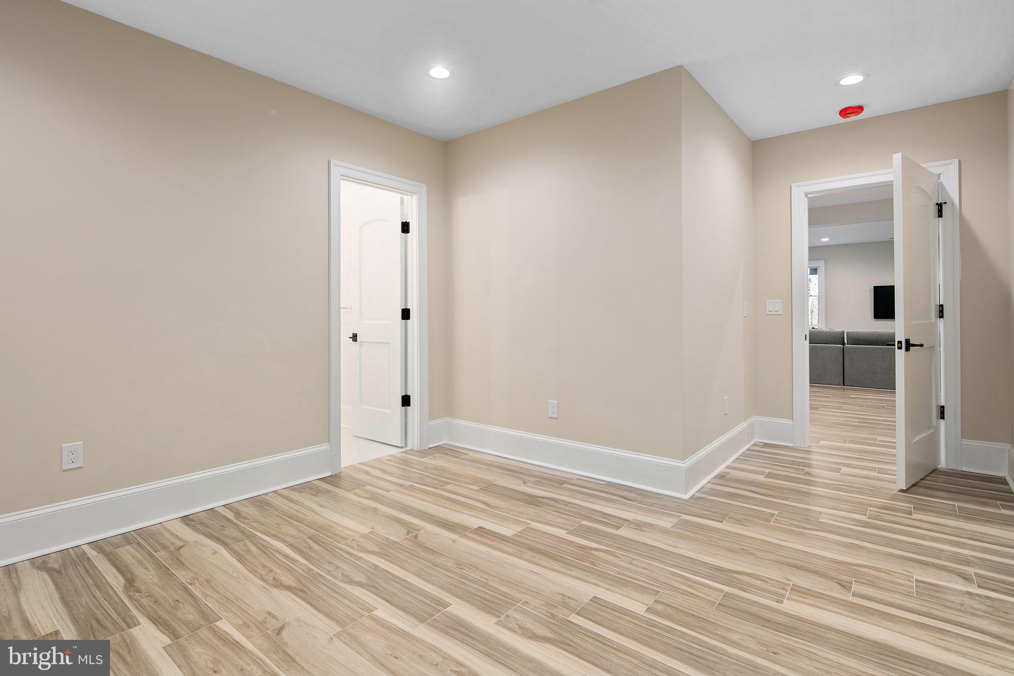 MC ADAMS HILLBROOK - Residential