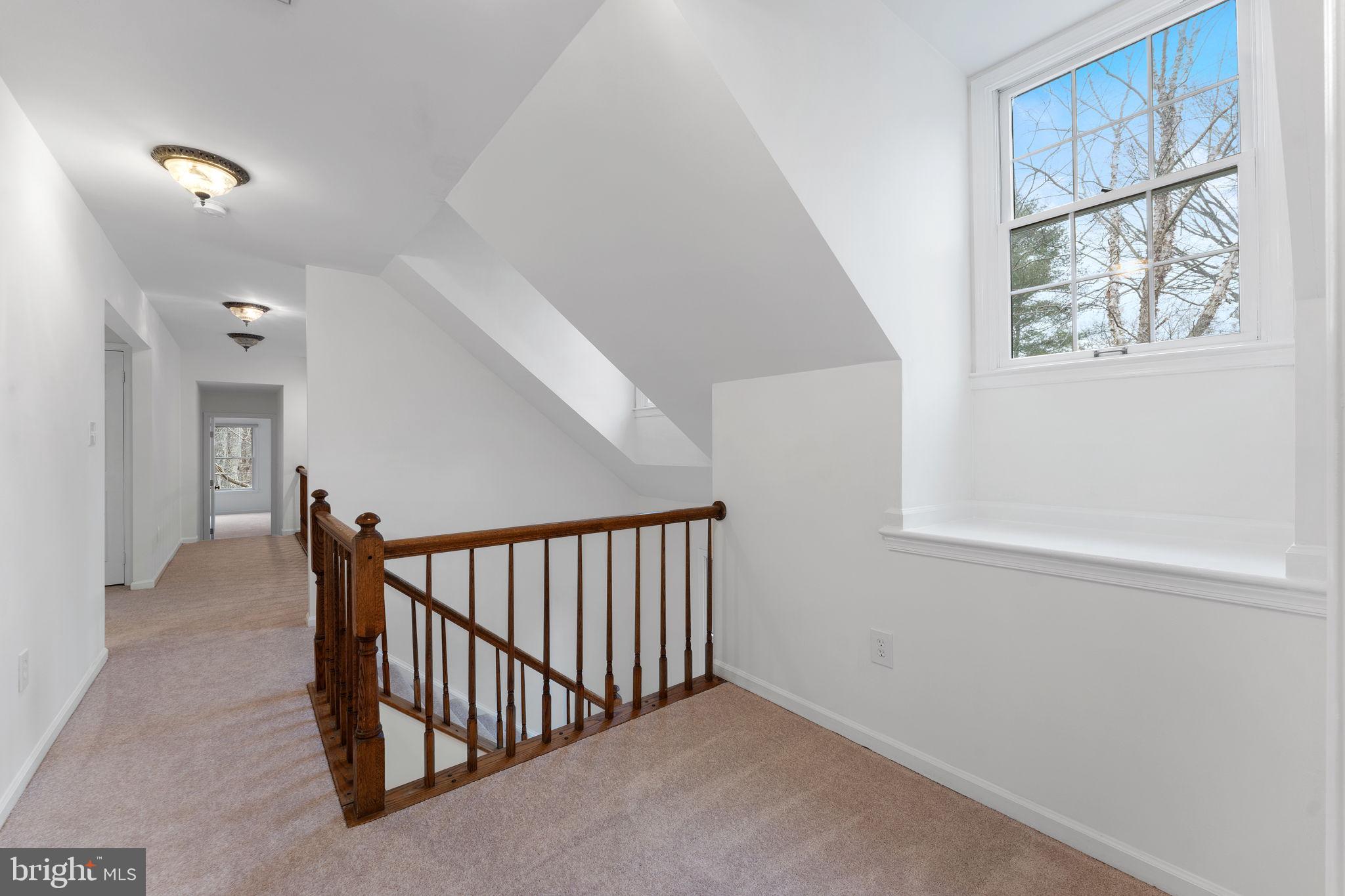 OAKTON MILL ESTATES - Residential