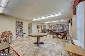 PLYMOUTH HILL - Residential
