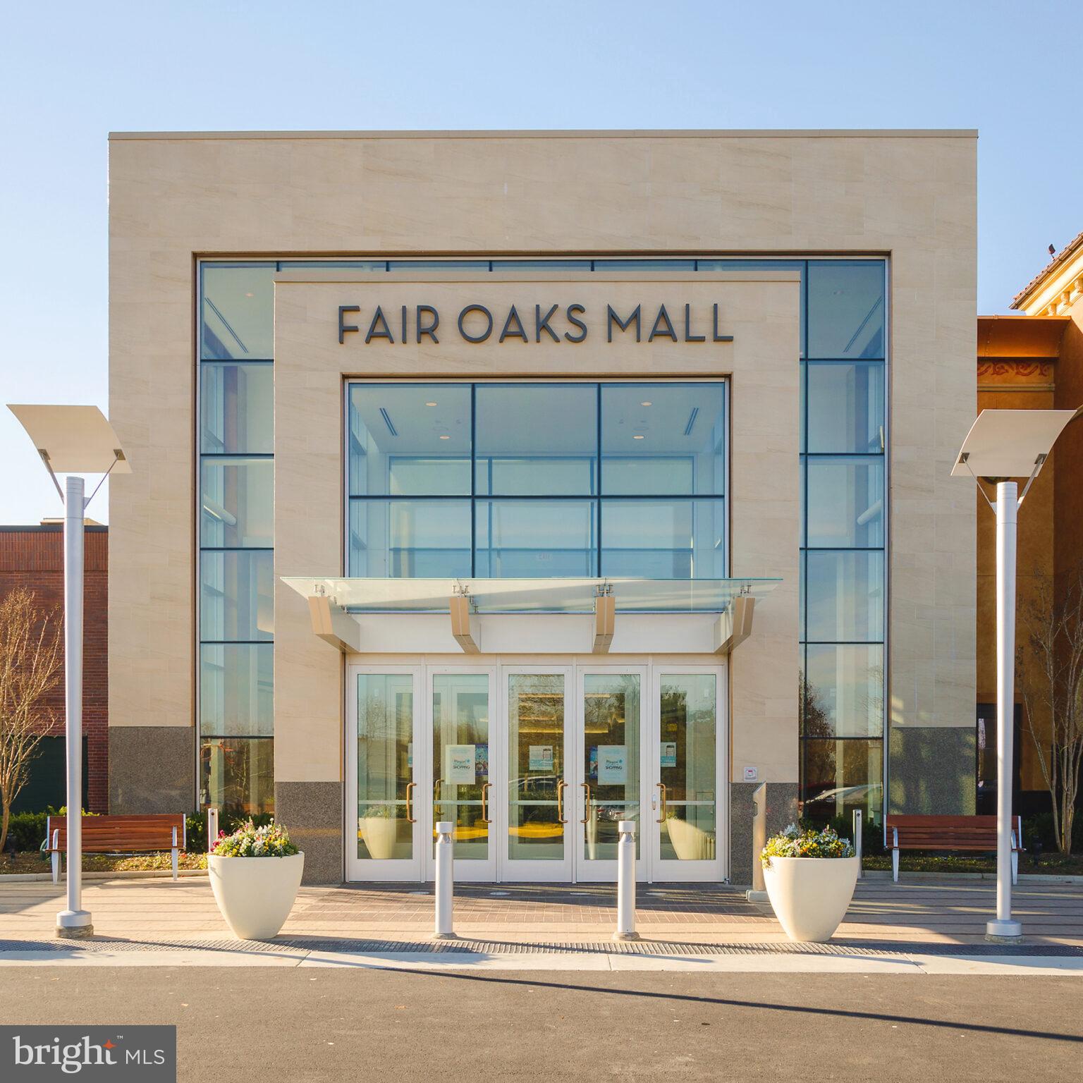 ENCLAVE AT FAIR LAKES - Residential