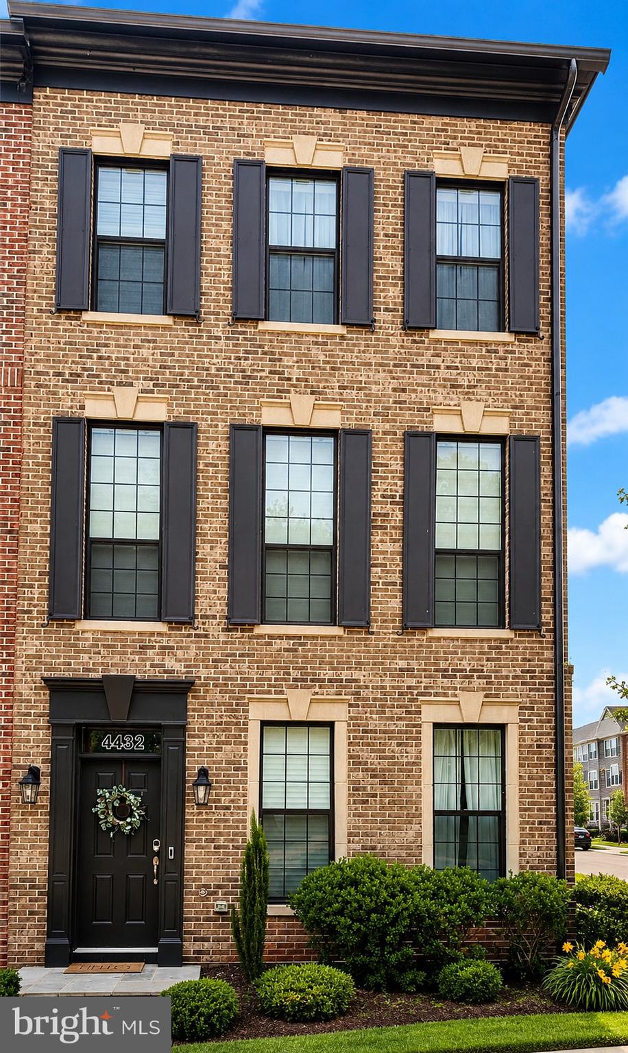 ENCLAVE AT FAIR LAKES - Residential