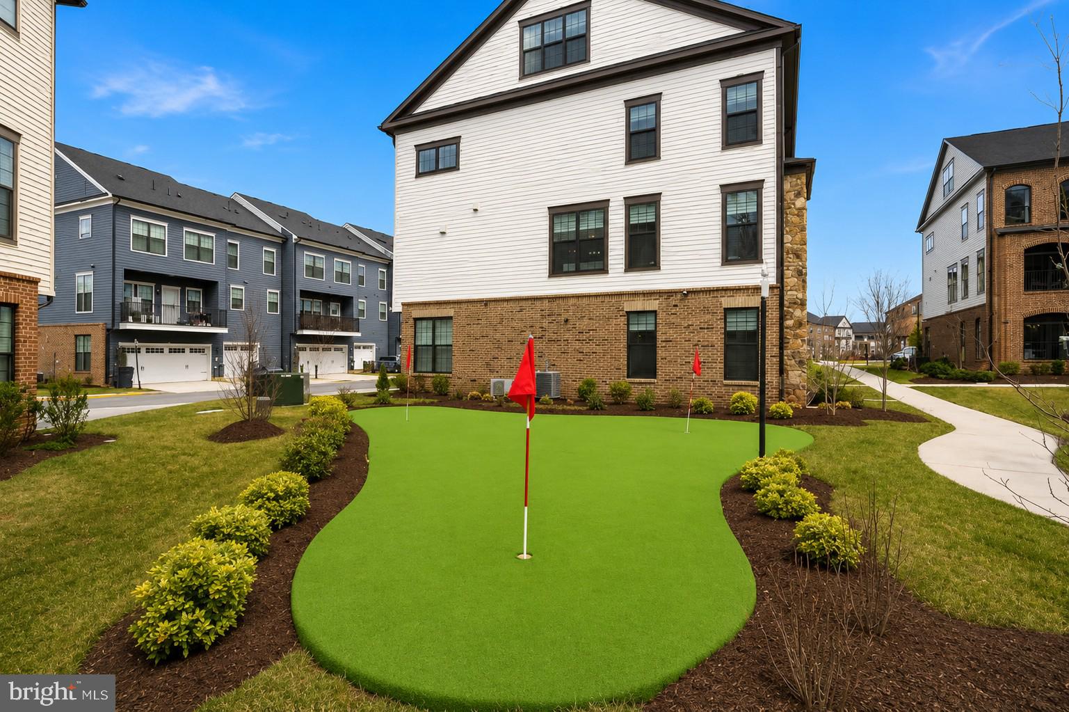 ENCLAVE AT FAIR LAKES - Residential