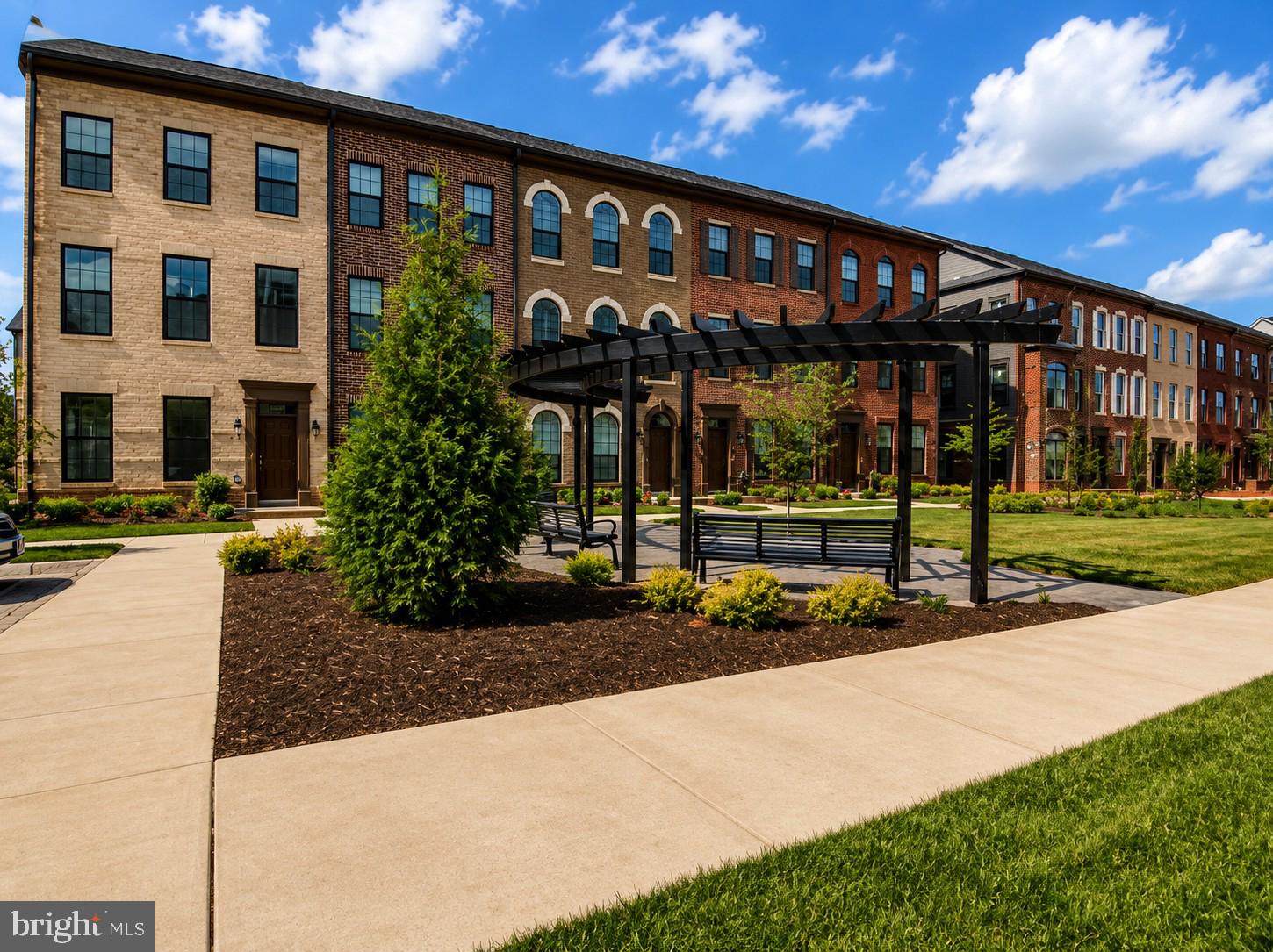 ENCLAVE AT FAIR LAKES - Residential